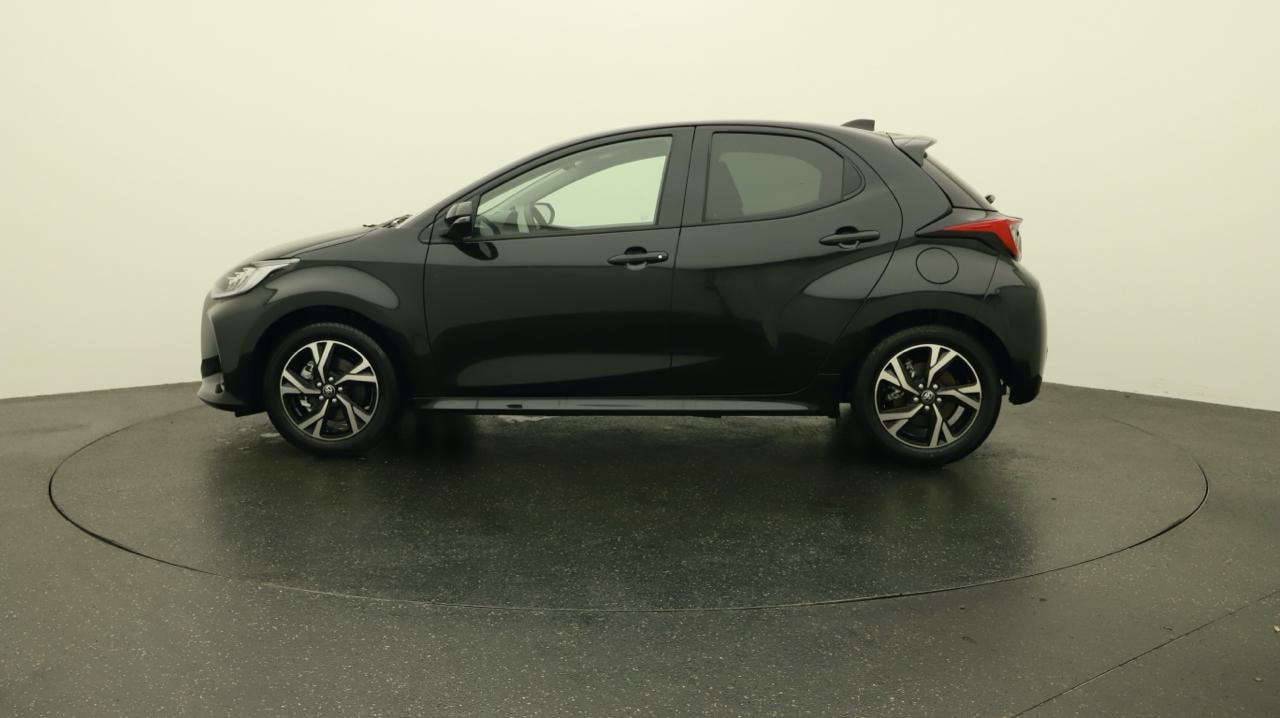 TOYOTA Yaris 1.5 Sport e-CVT-image-1