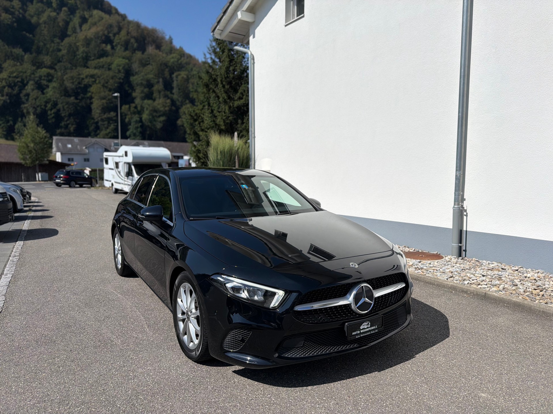 MERCEDES-BENZ A 180 Progressive 7G-DCT-image-1