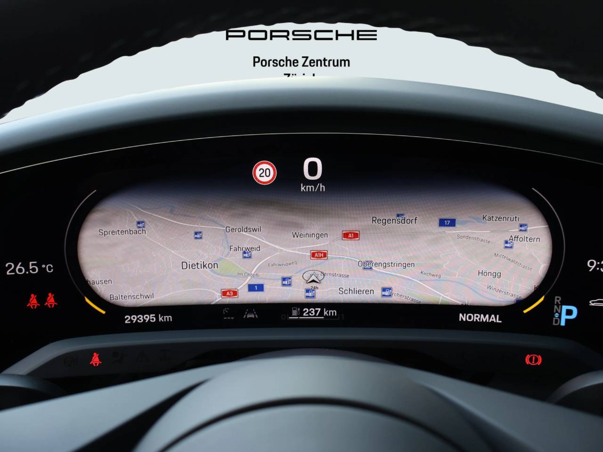 PORSCHE Taycan 4S-image-21