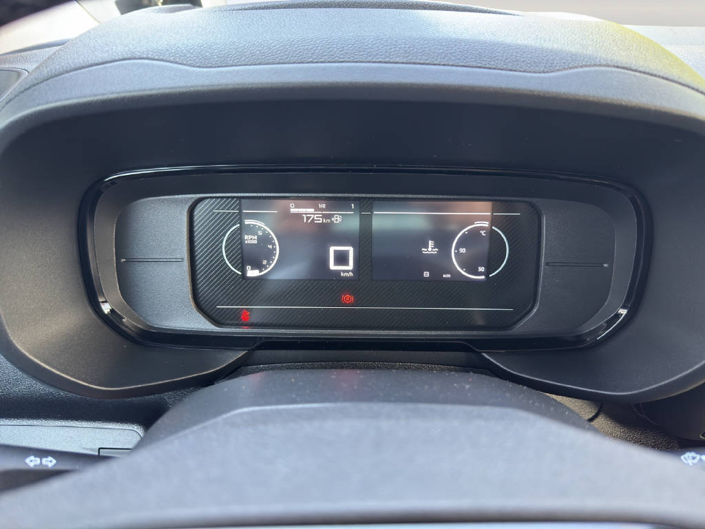 TOYOTA PROACE CITY Van L2 1.2 Active-image-5