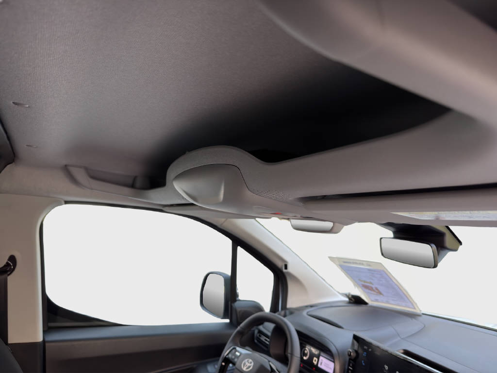 TOYOTA PROACE CITY Van L2 1.2 Active-image-14
