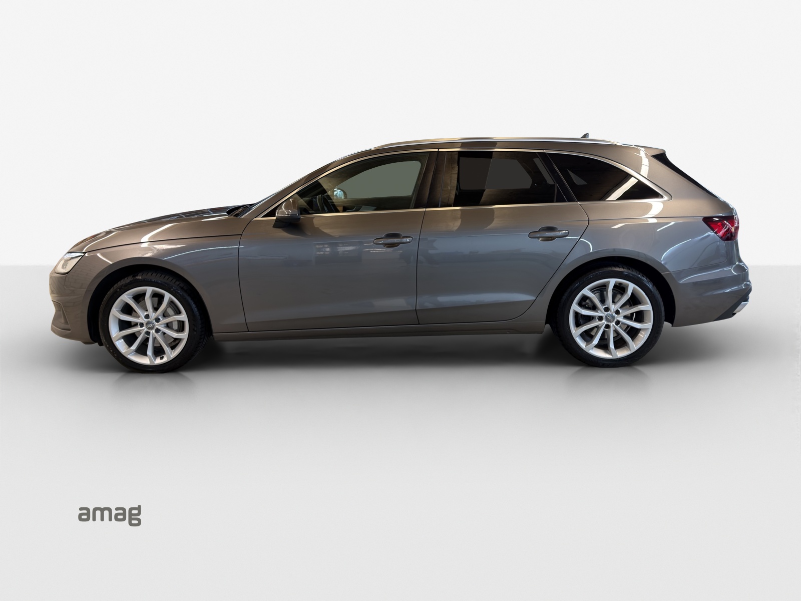 AUDI A4 Avant 40 TDI quattro S-tronic-image-1