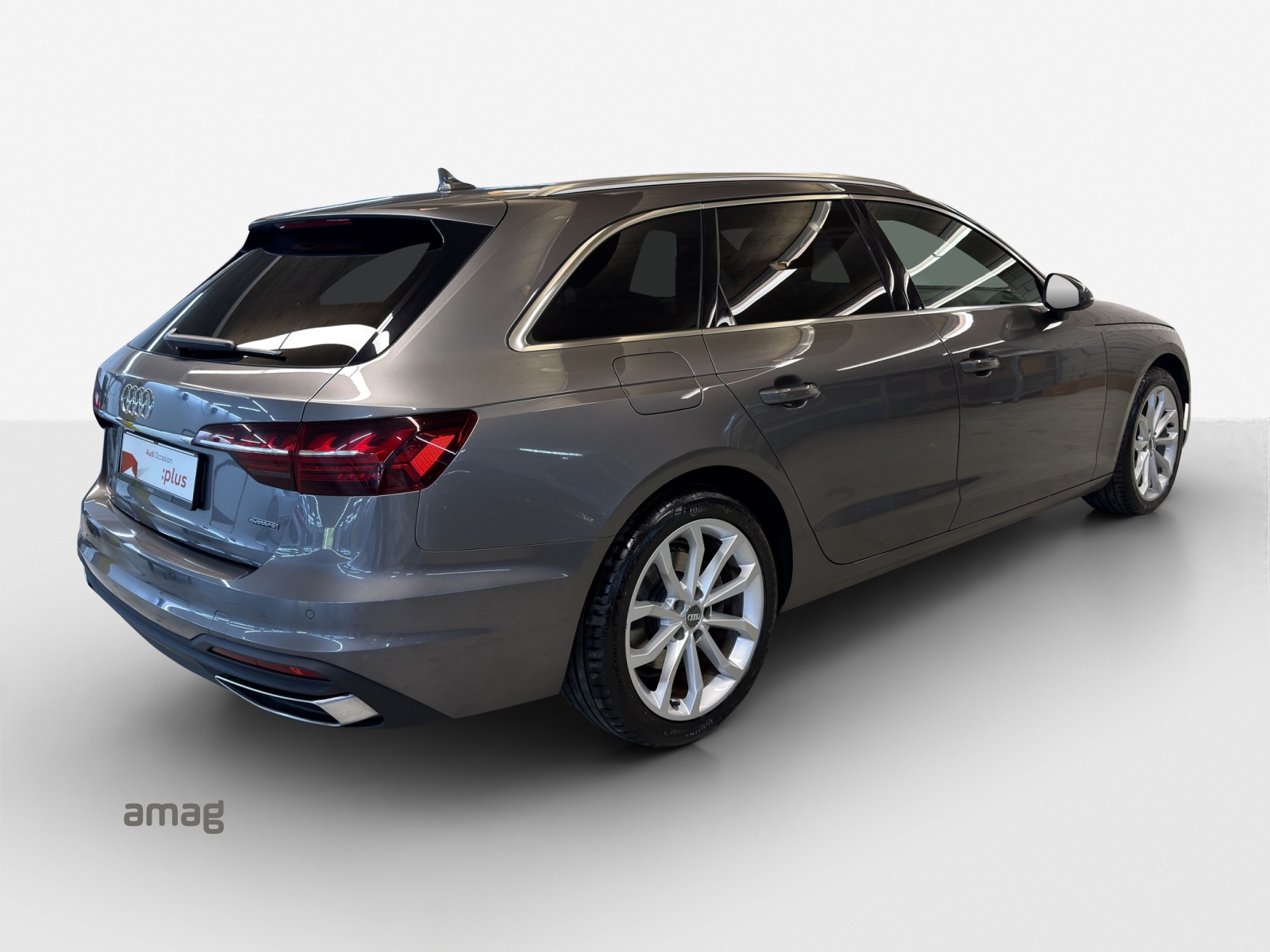 AUDI A4 Avant 40 TDI quattro S-tronic-image-4