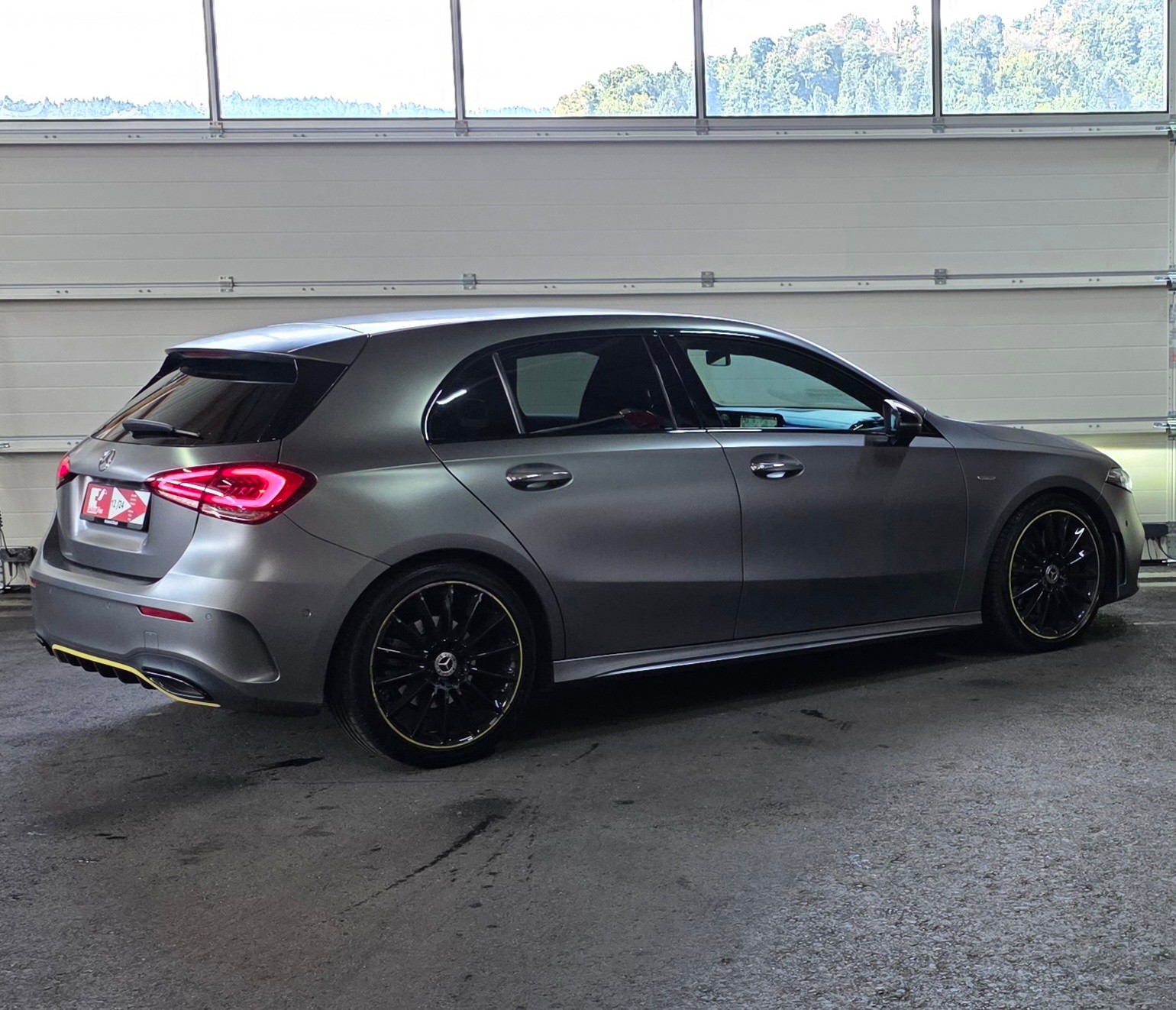 MERCEDES-BENZ A 250 AMG Line 7G-DCT *Edition One*-image-4