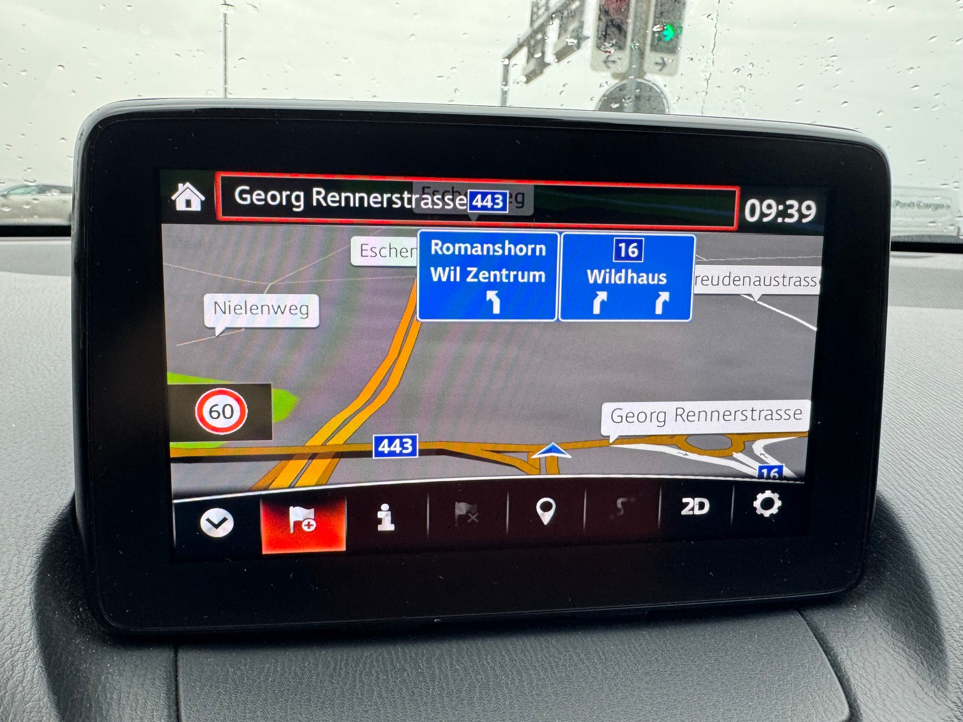 MAZDA 2 SKYACTIV-G 90 Ambition Plus Automat-image-10