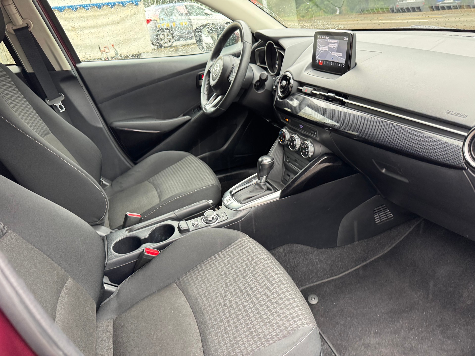 MAZDA 2 SKYACTIV-G 90 Ambition Plus Automat-image-8