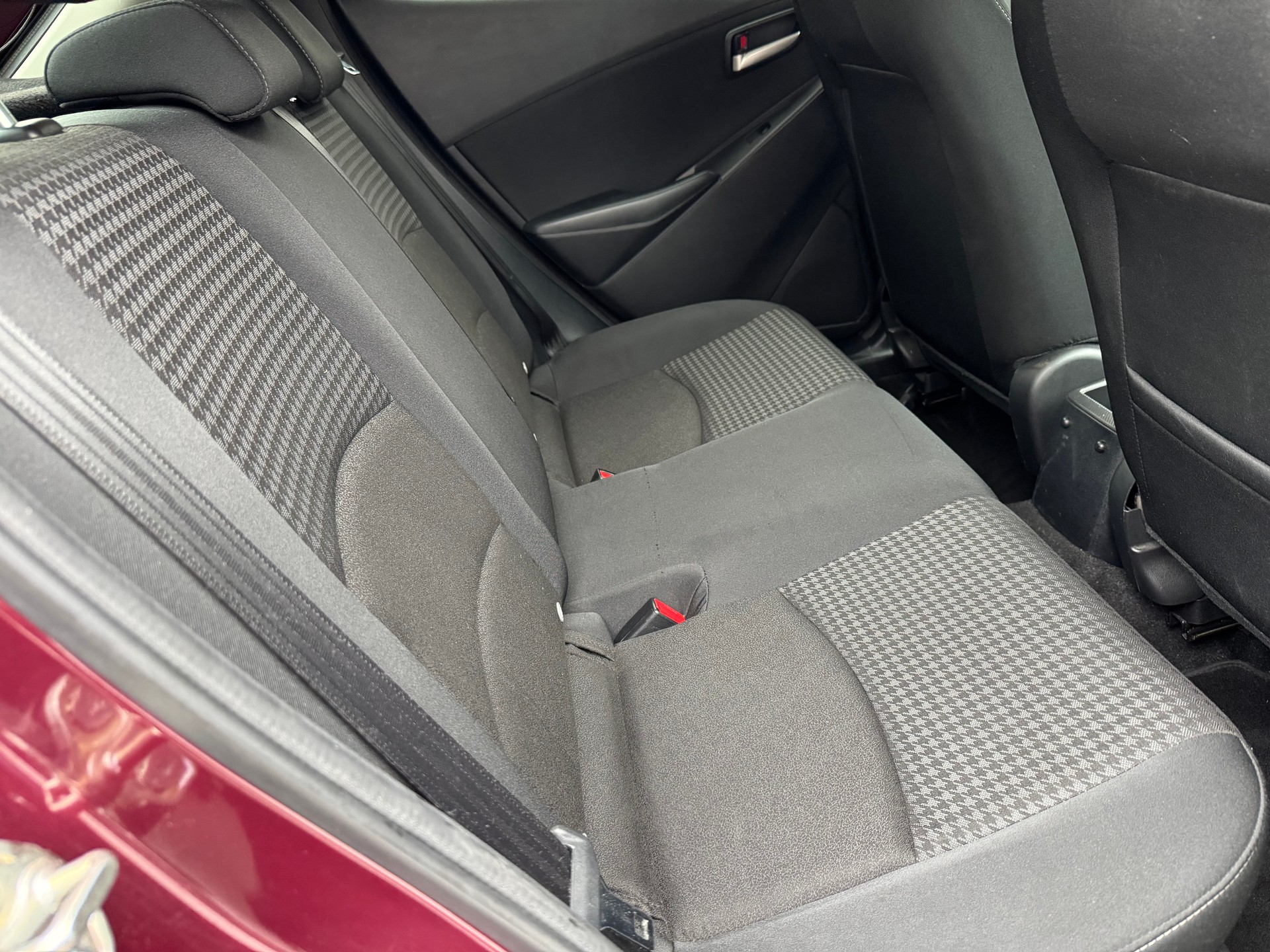 MAZDA 2 SKYACTIV-G 90 Ambition Plus Automat-image-12