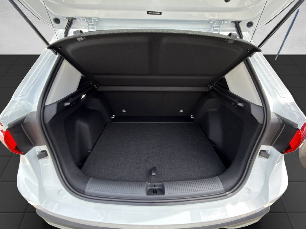 MG ZS 1.5 Hybrid+ Luxury-image-5