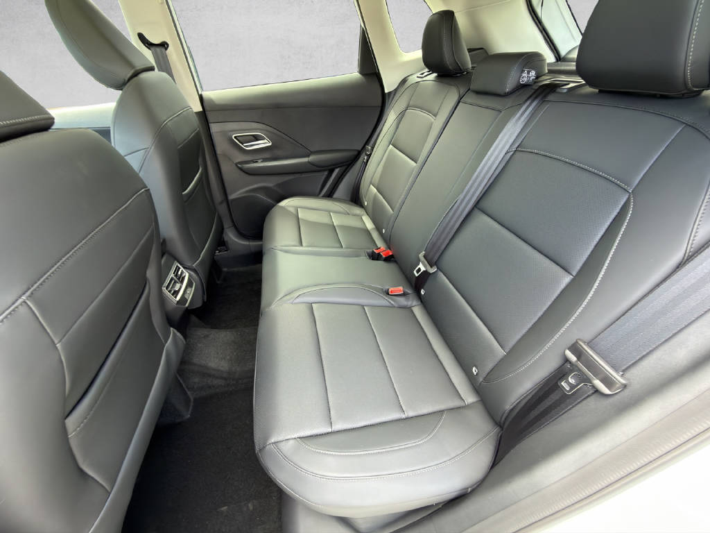 MG ZS 1.5 Hybrid+ Luxury-image-6