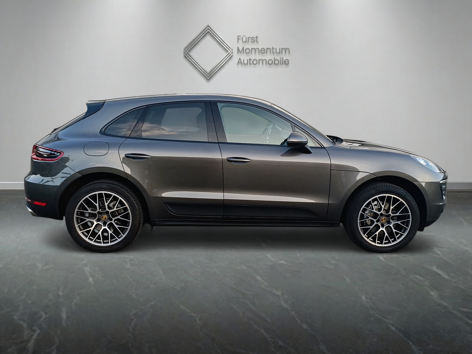 PORSCHE Macan S PDK-image-3