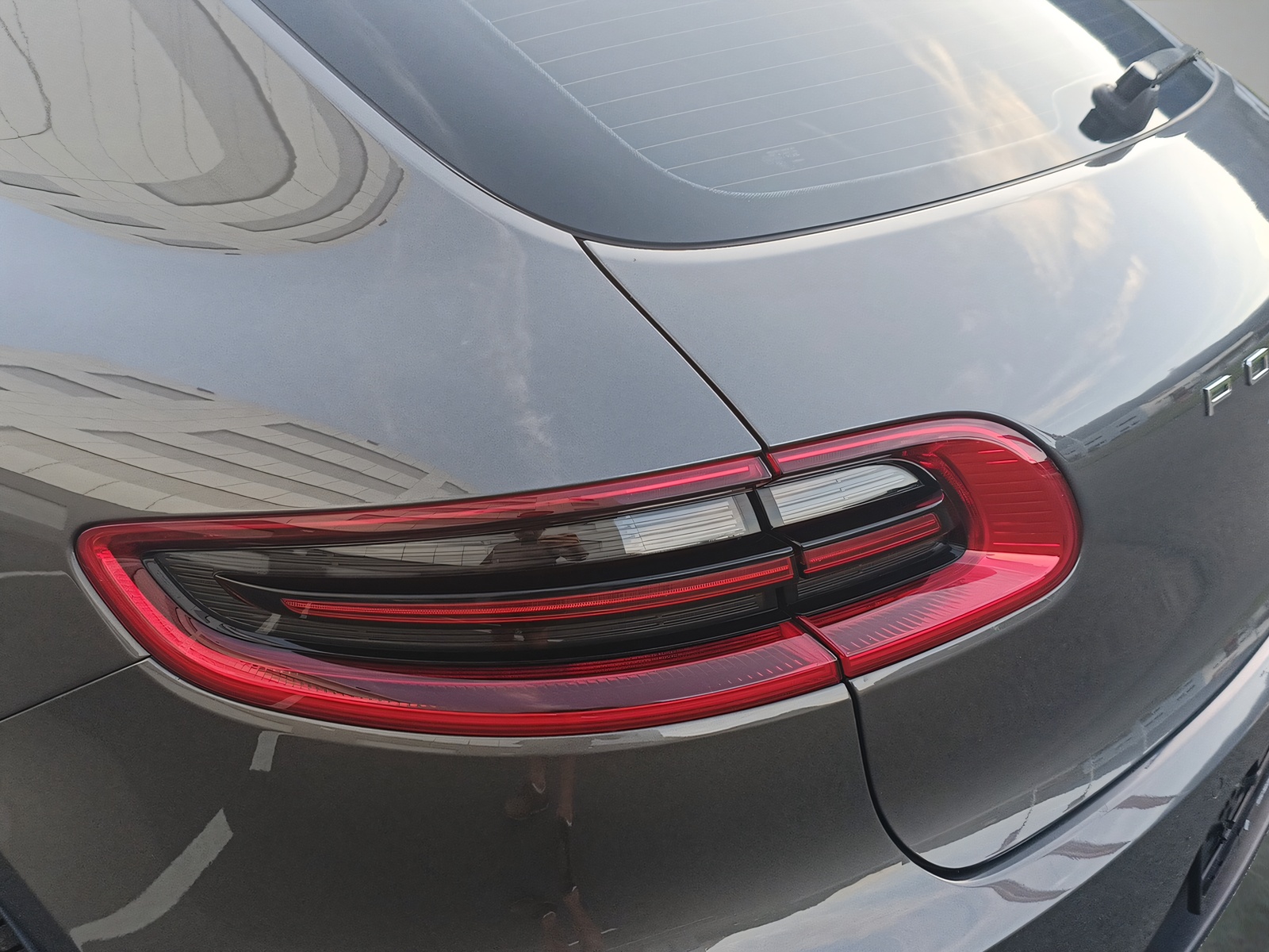 PORSCHE Macan S PDK-image-9