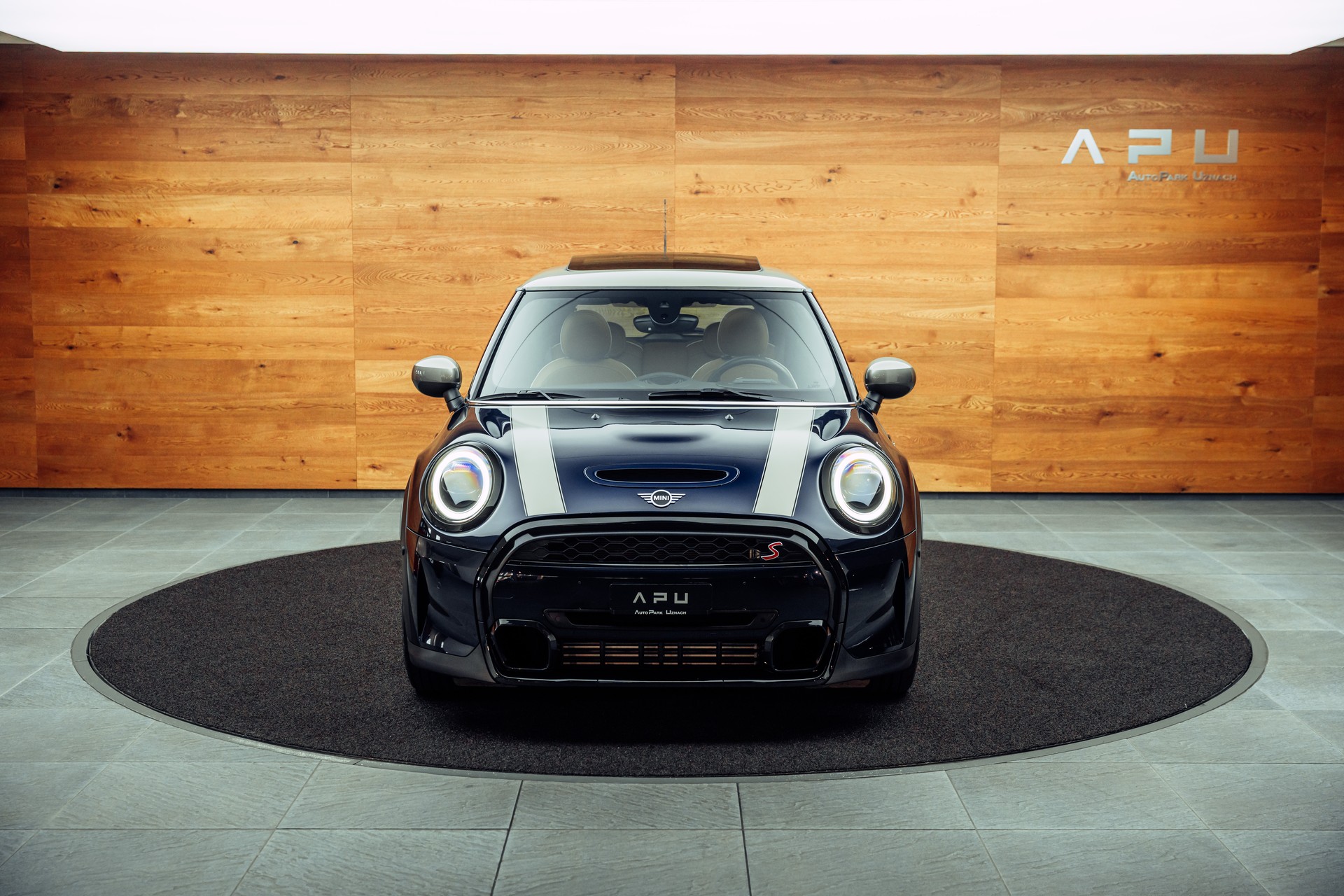 MINI Cooper S Enigmatic Black Metallic-image-17