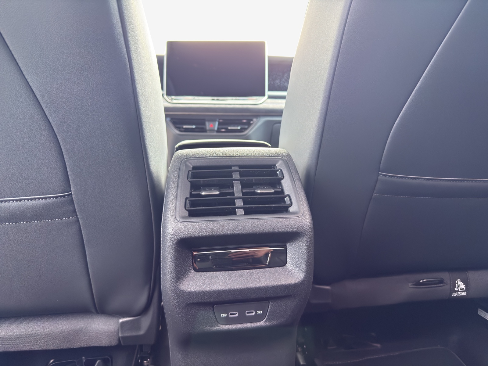 VW Tayron 2.0 TSI R-Line United DSG 4Motion-image-10