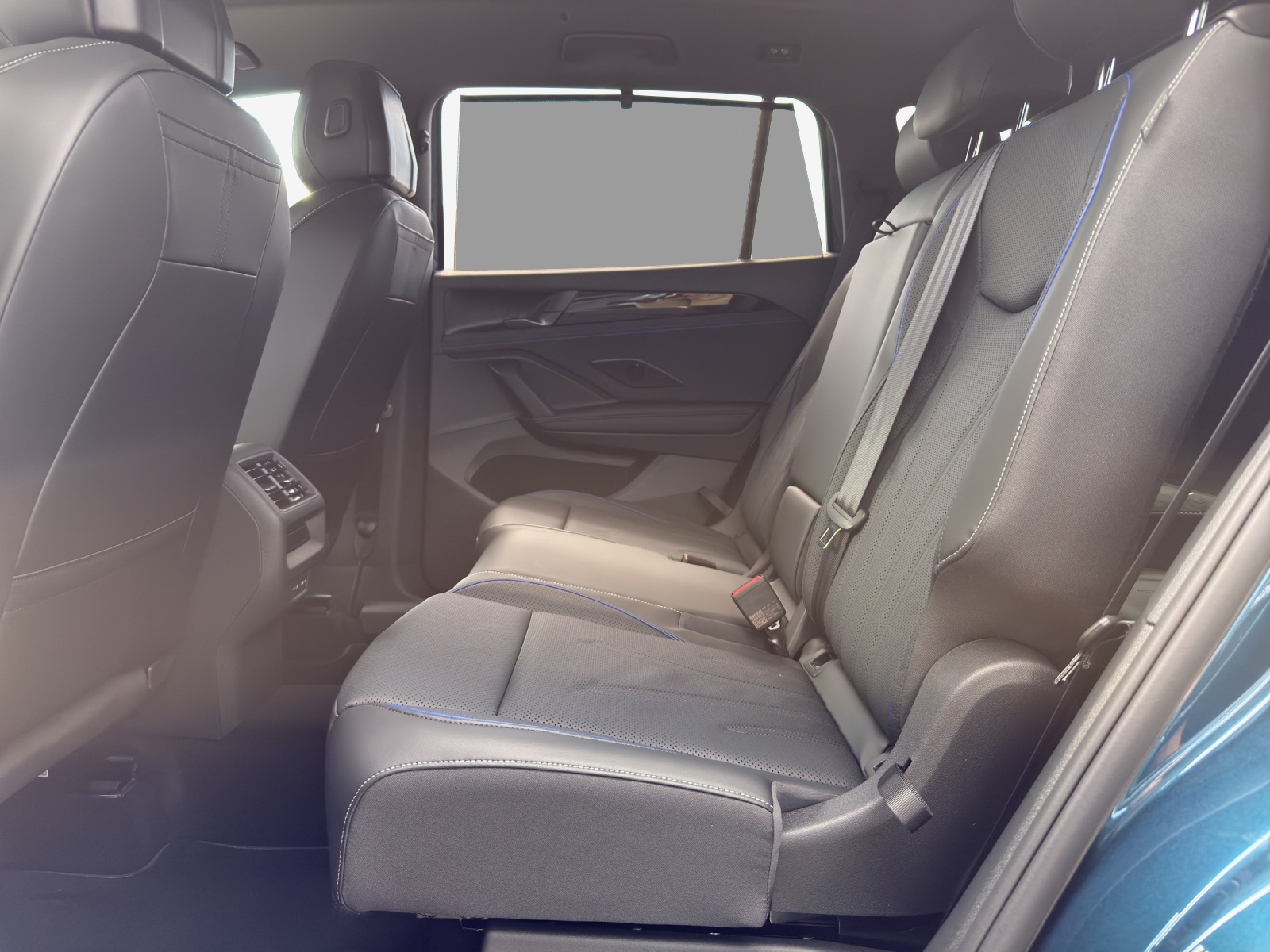 VW Tayron 2.0 TSI R-Line United DSG 4Motion-image-11