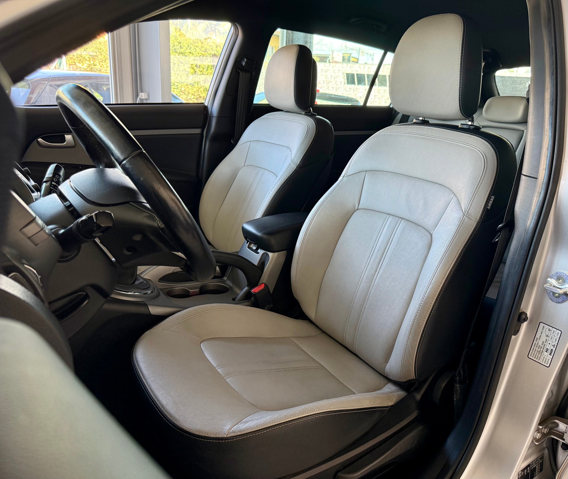 KIA Sportage 1.6 GDi Swiss Eco Edition 2WD-image-13