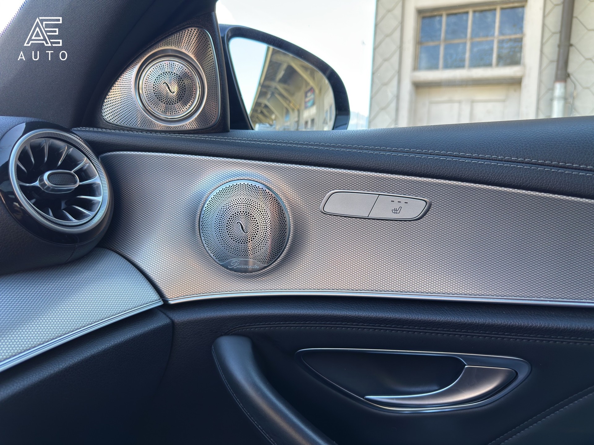 MERCEDES-BENZ E 63 AMG 4 Matic 9G-Tronic-image-12