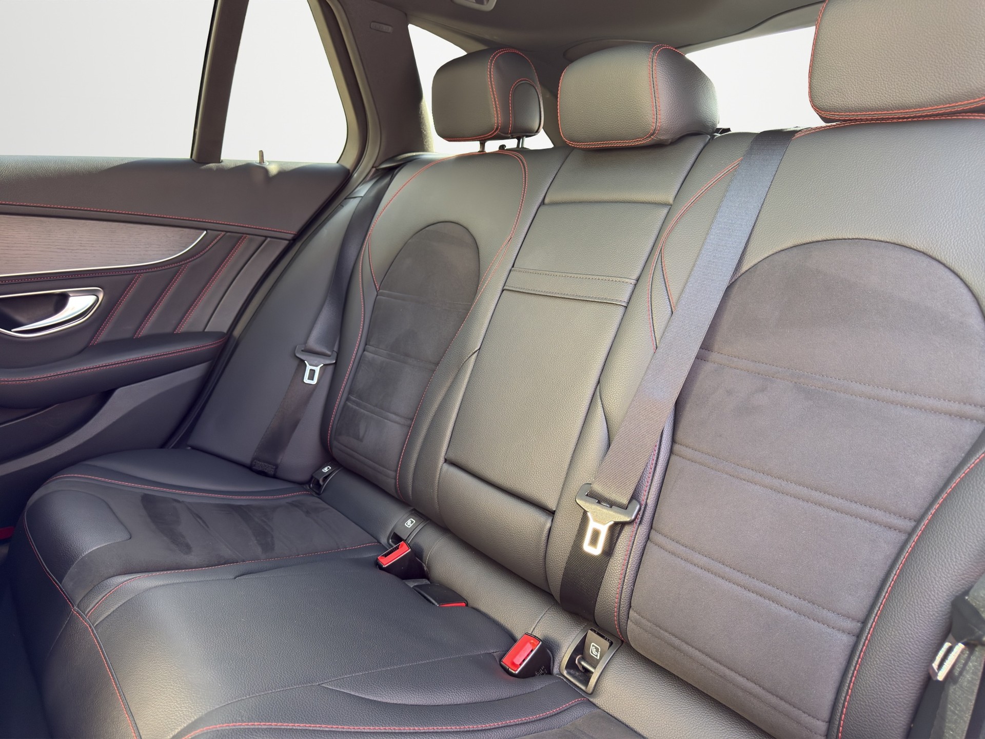 MERCEDES-BENZ C 43 AMG 4Matic 9G-Tronic-image-11