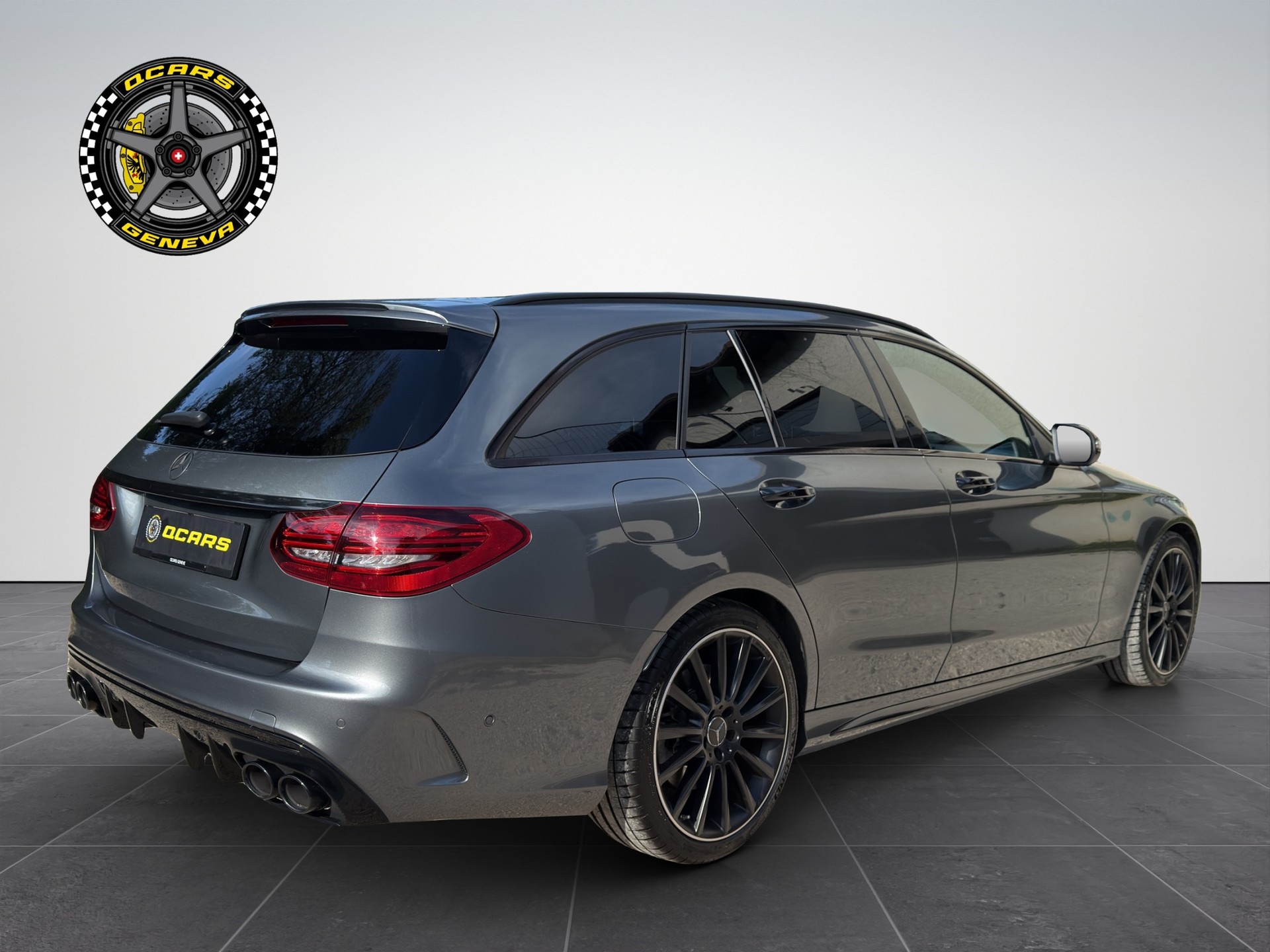 MERCEDES-BENZ C 43 AMG 4Matic 9G-Tronic-image-4