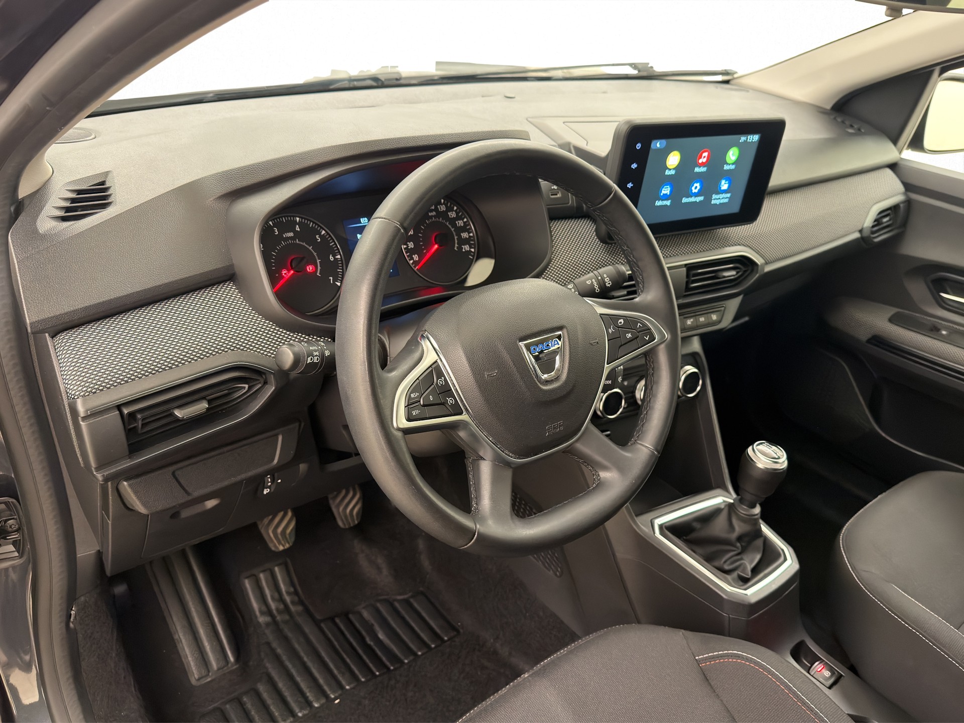 DACIA Jogger 1.0 TCe Extreme 7Plätzer-image-14