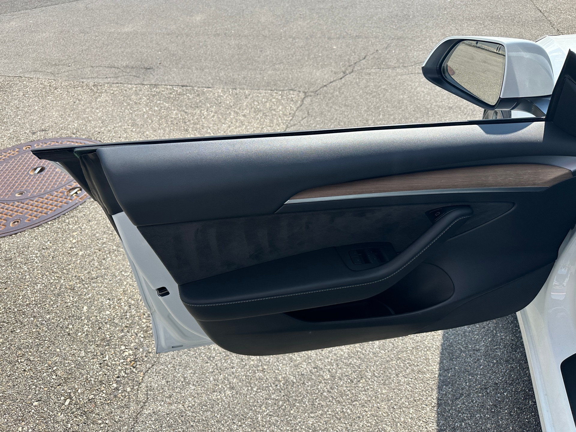 TESLA Model 3 Performance Dual Motor AWD-image-5