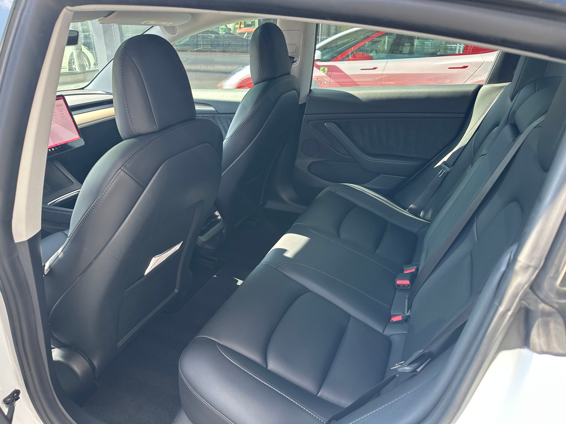 TESLA Model 3 Performance Dual Motor AWD-image-10