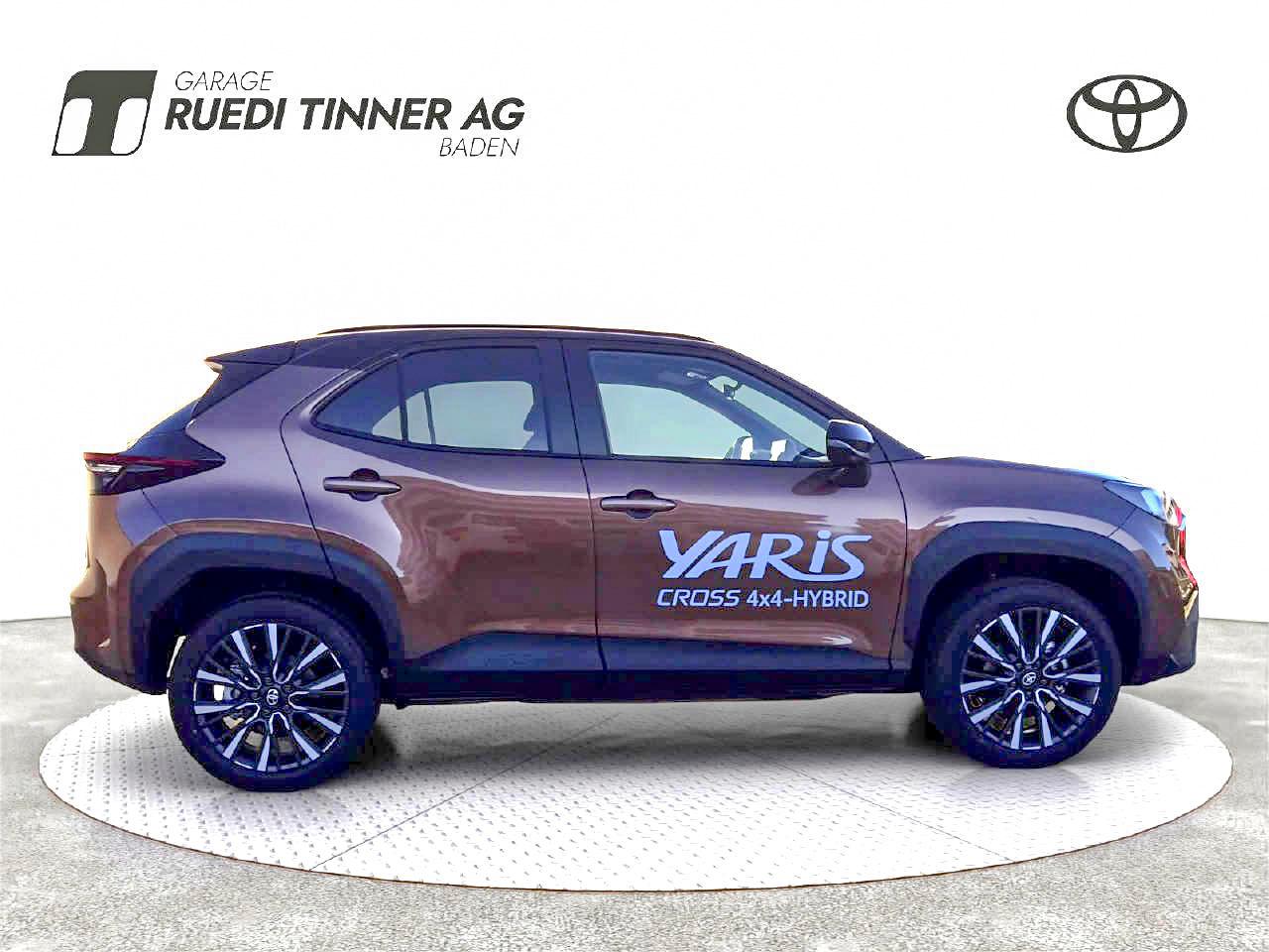 TOYOTA Yaris Cross 1.5 VVT-i HSD Premium AWD-i-showroom-element-3