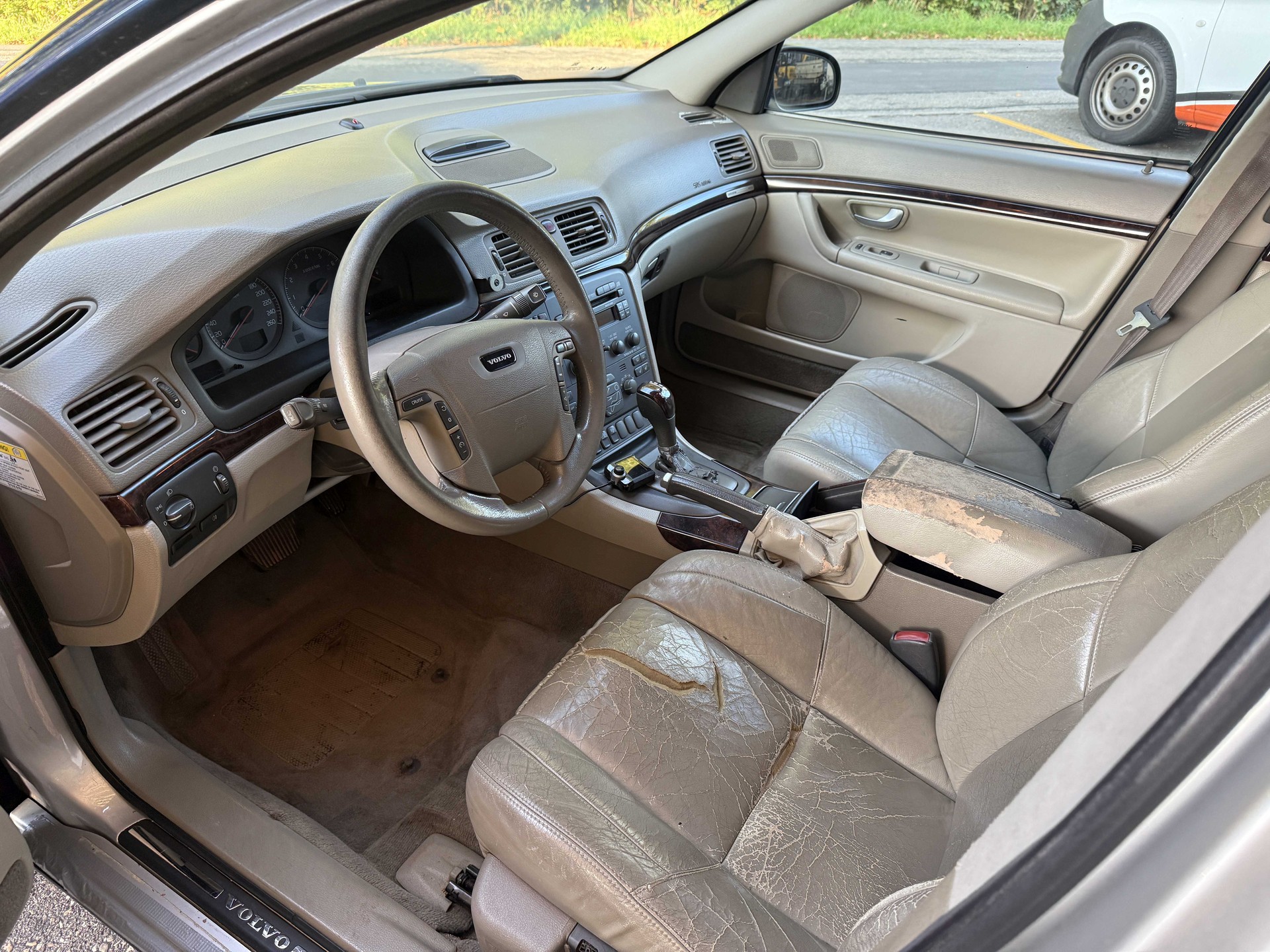 VOLVO S80 T6-image-4