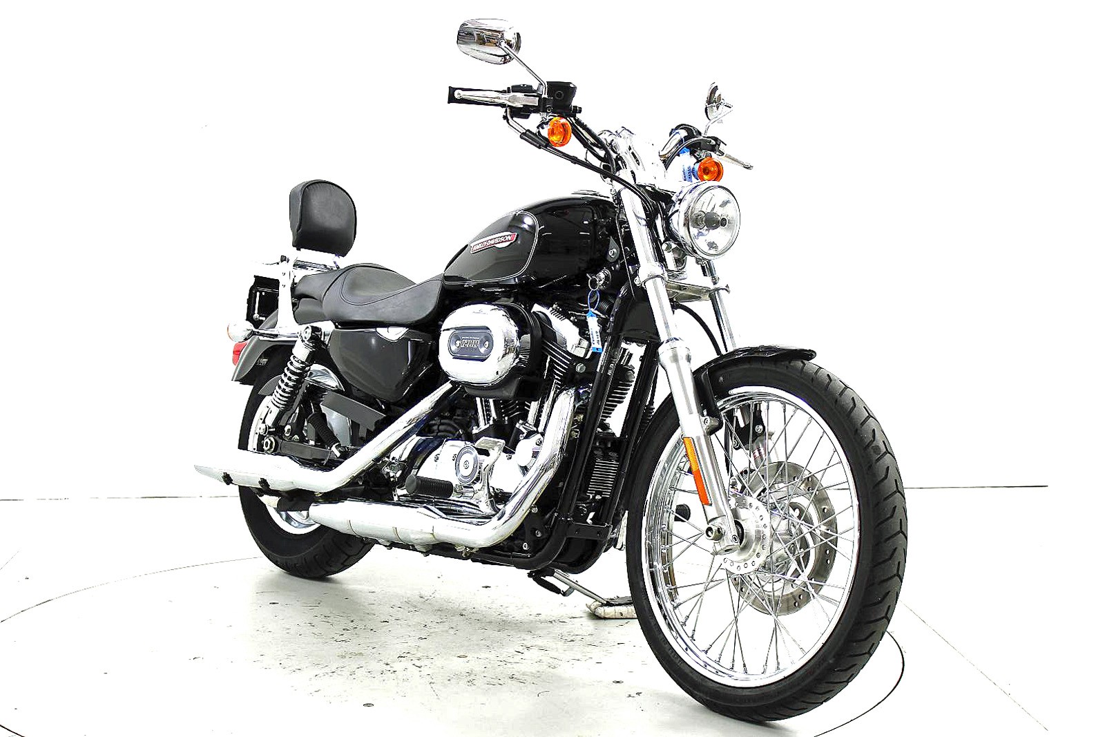 HARLEY-DAVIDSON XL 1200 C-showroom-element-1
