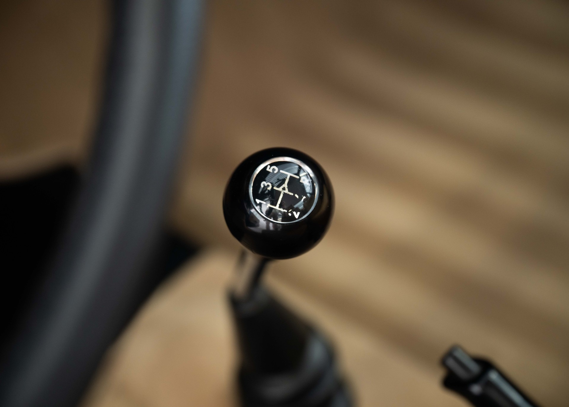 PORSCHE 911 2.4 E Oil trap (Swiss car, MY72, 1 of 1'124 produced, restored by Porsche specialist, mint condition, matching number)-image-29