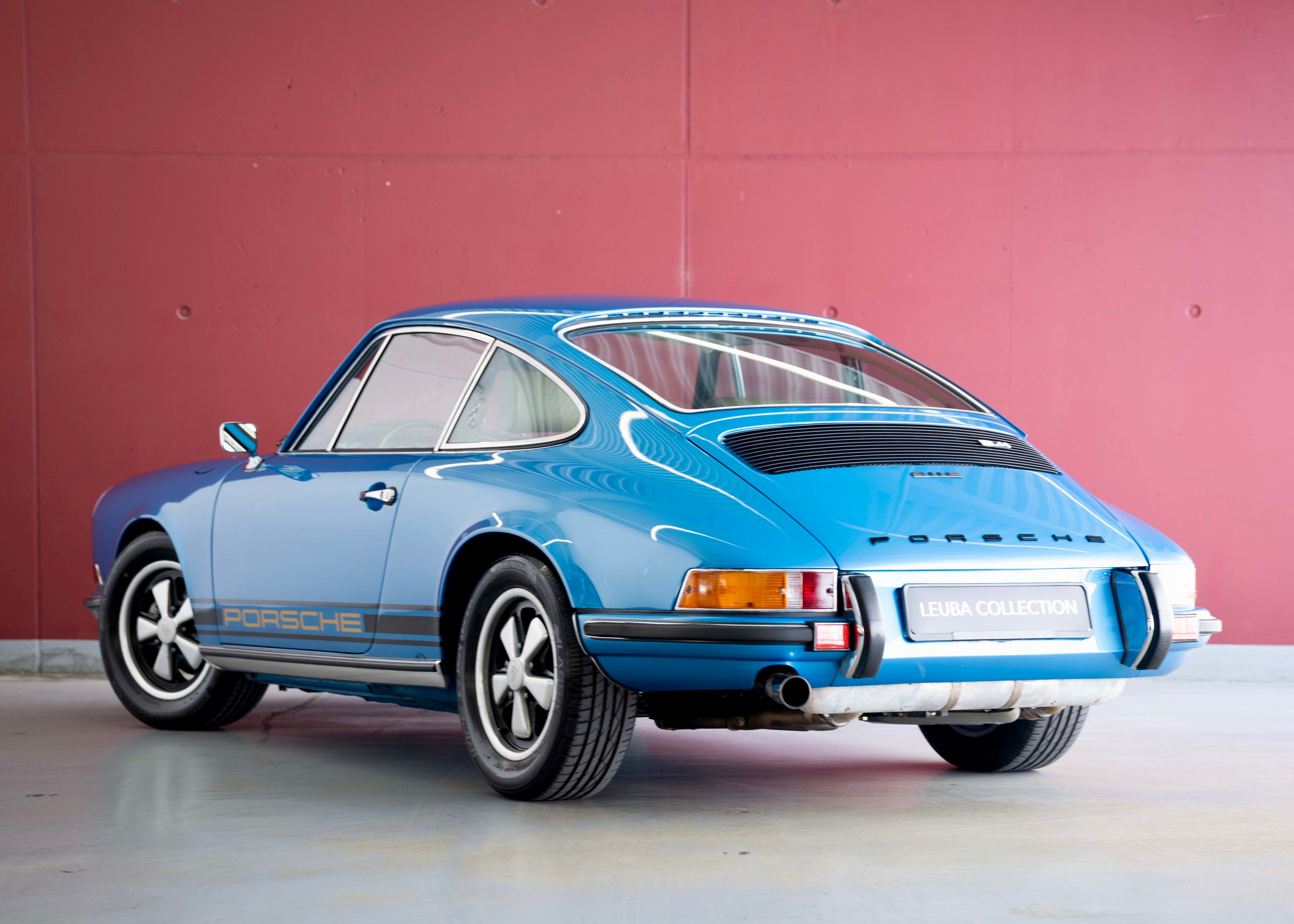 Image PORSCHE 911 911 2.4 E Oil trap (Swiss car, MY72, 1 of 1'124 produced, restored by Porsche specialist, mint condition, matching number)