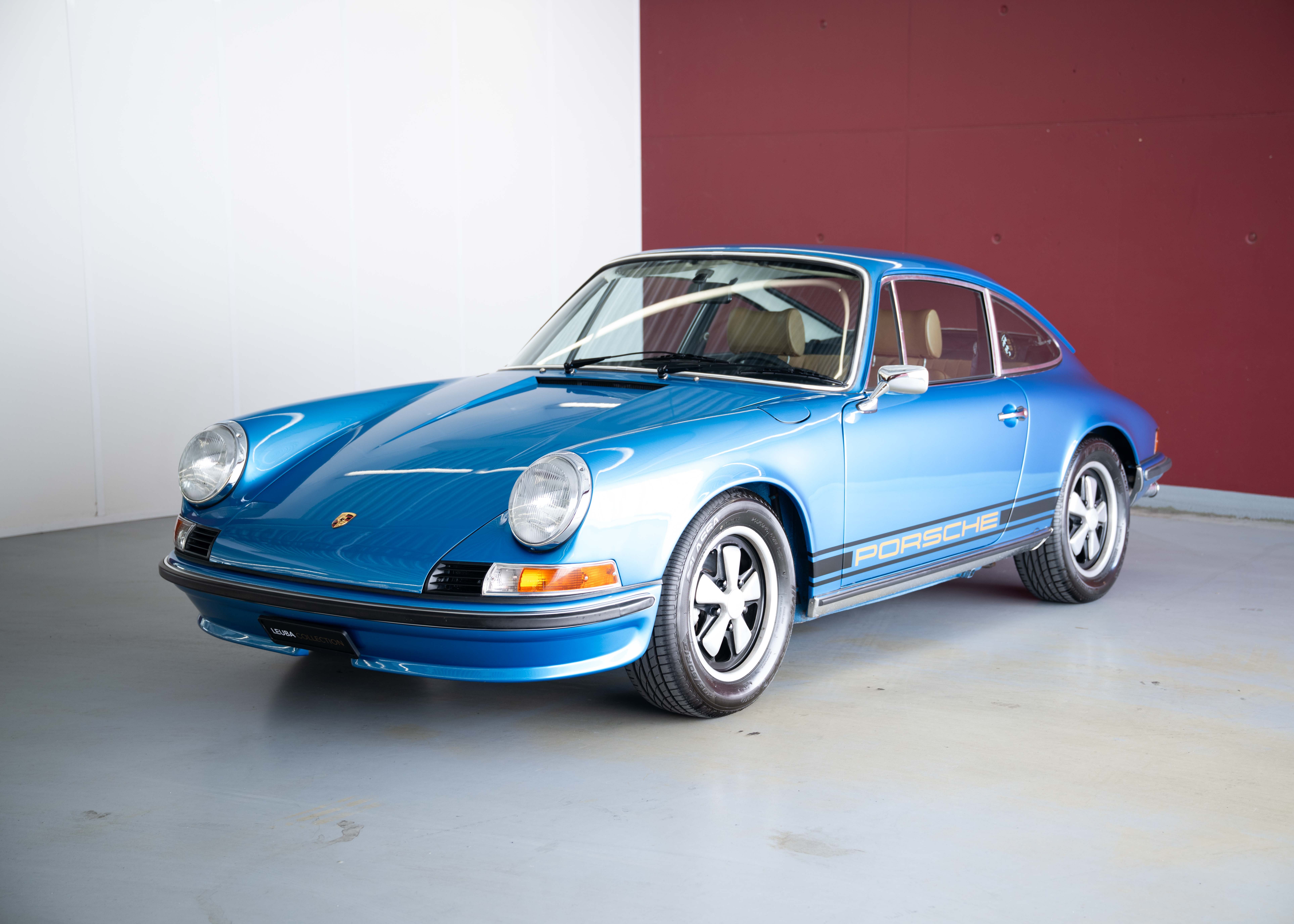 Image PORSCHE 911 911 2.4 E Oil trap (Swiss car, MY72, 1 of 1'124 produced, restored by Porsche specialist, mint condition, matching number)