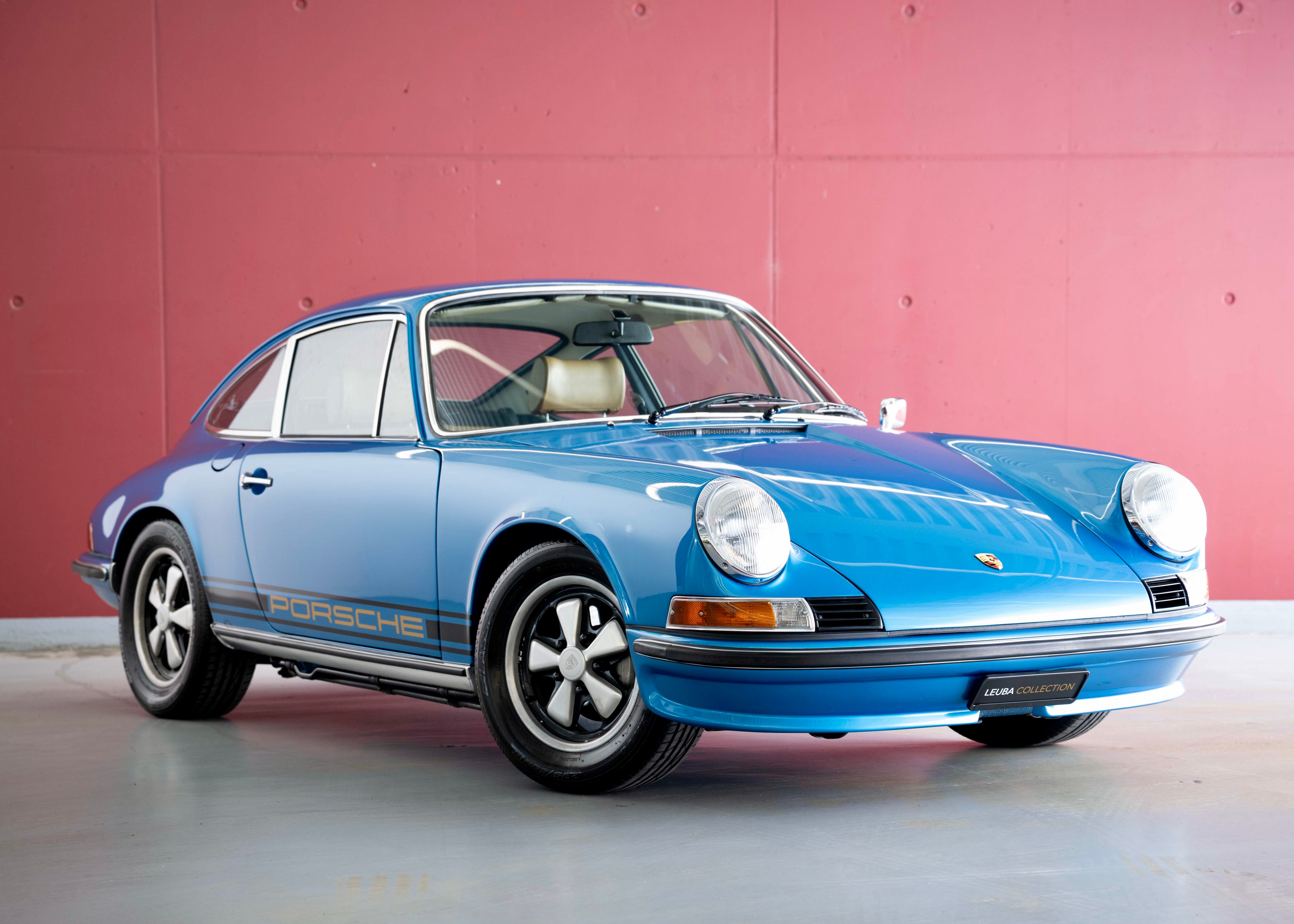 Photo PORSCHE 911 911 2.4 E Oil trap (Swiss car, MY72, 1 of 1'124 produced, restored by Porsche specialist, mint condition, matching number)