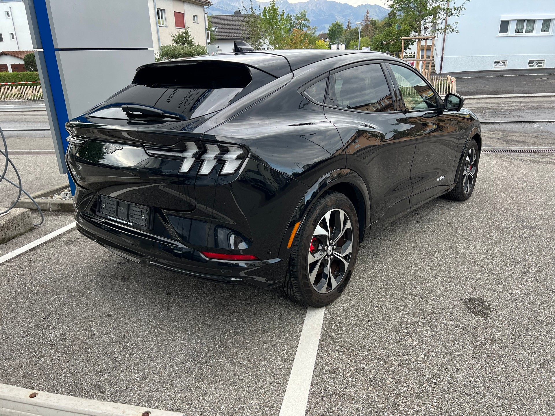 FORD Mustang MACH-E AWD 91 kWh-image-1
