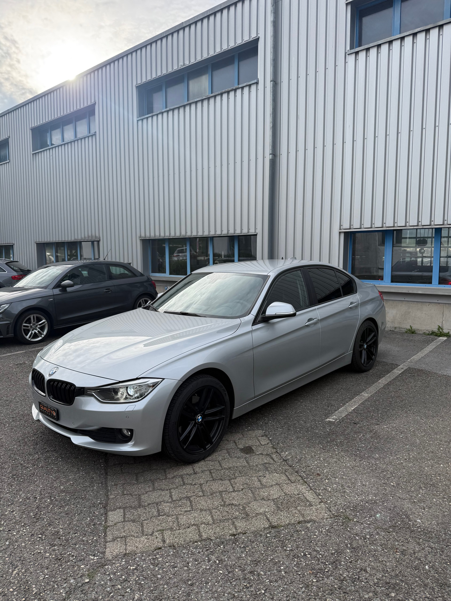BMW 320d xDrive Steptronic-image-1