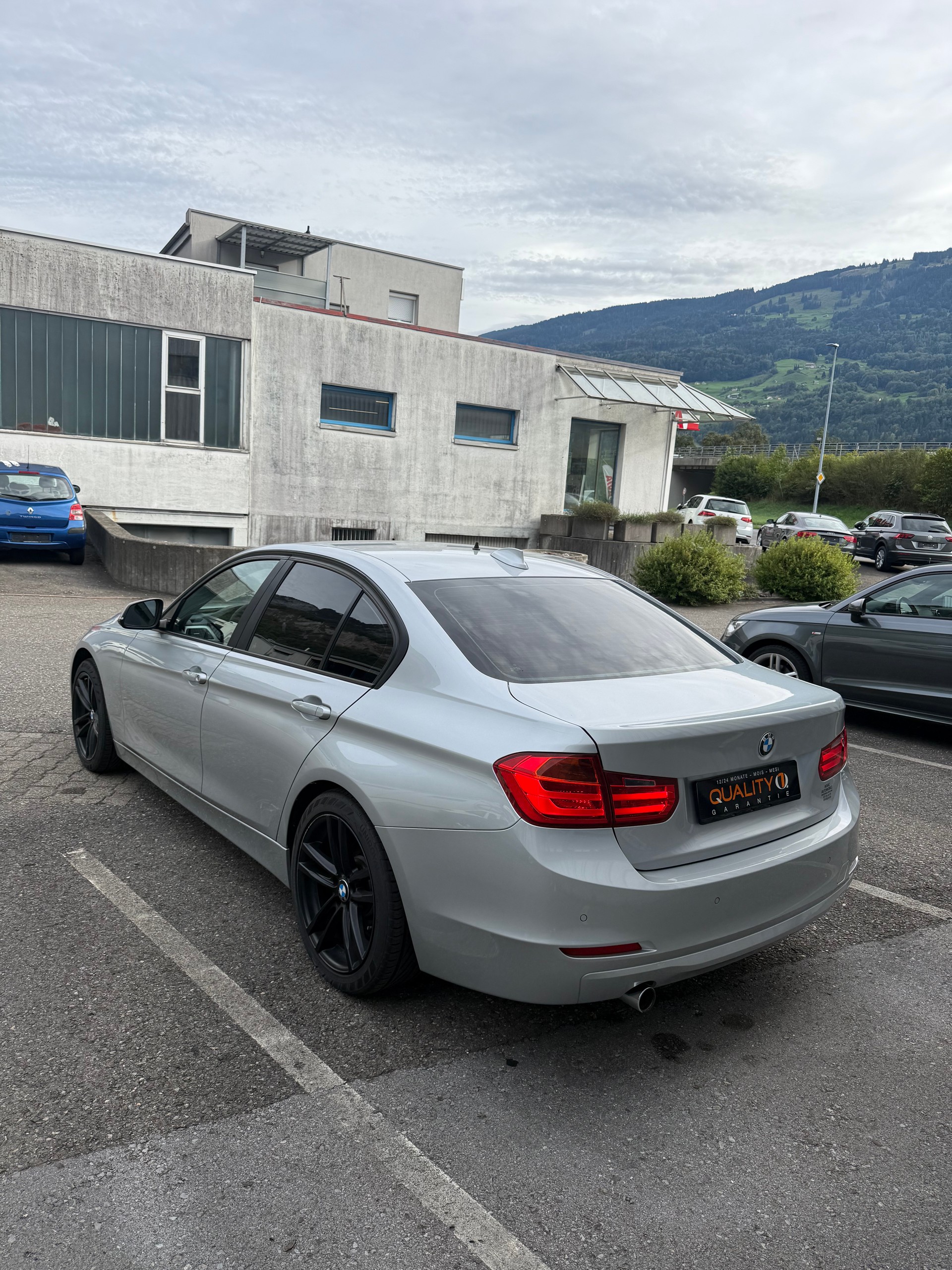 BMW 320d xDrive Steptronic-image-6