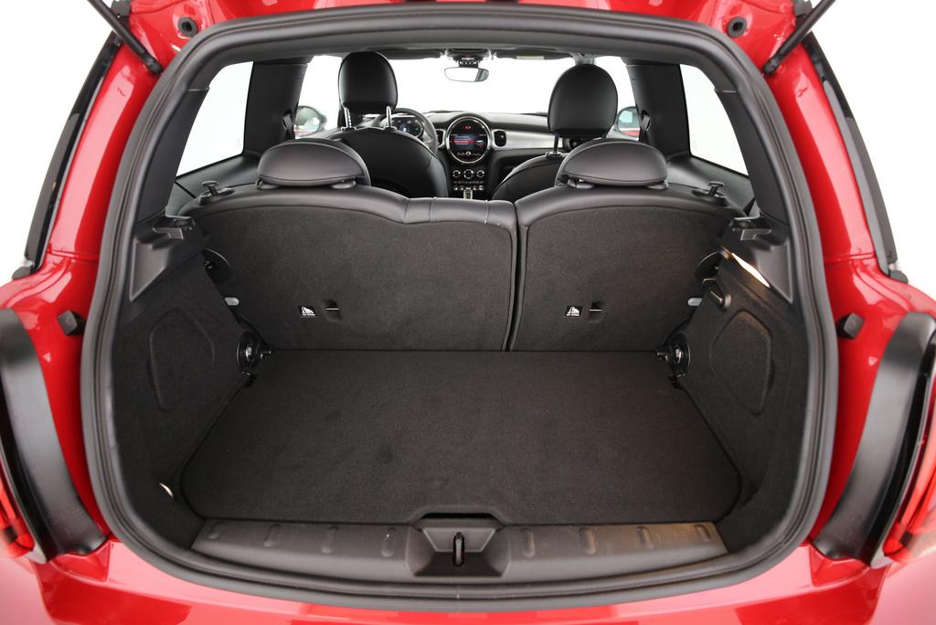MINI F56 Cooper SE-image-17