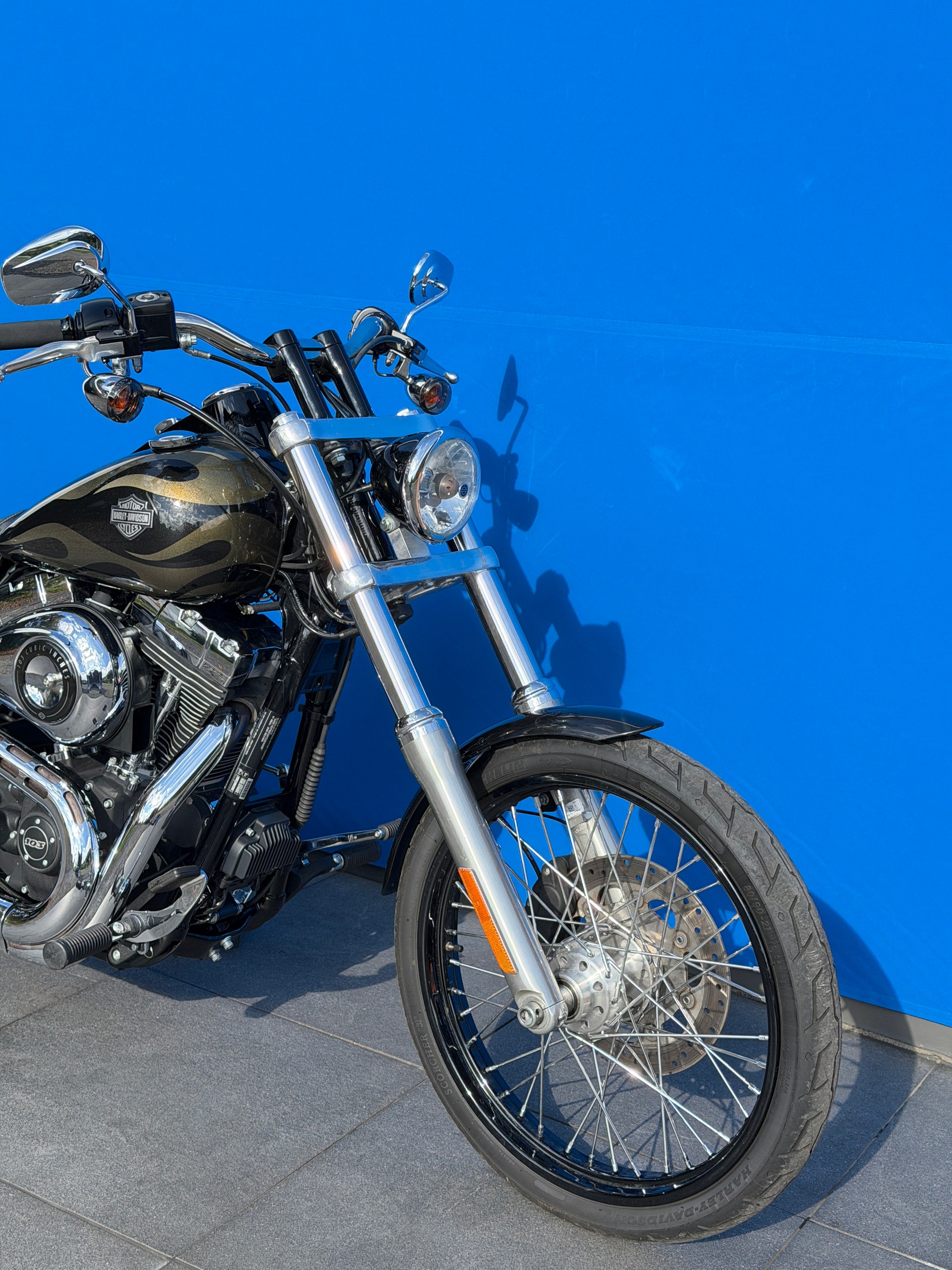 HARLEY-DAVIDSON FXDWG Dyna Wide Glide 103 ABS-showroom-element-1