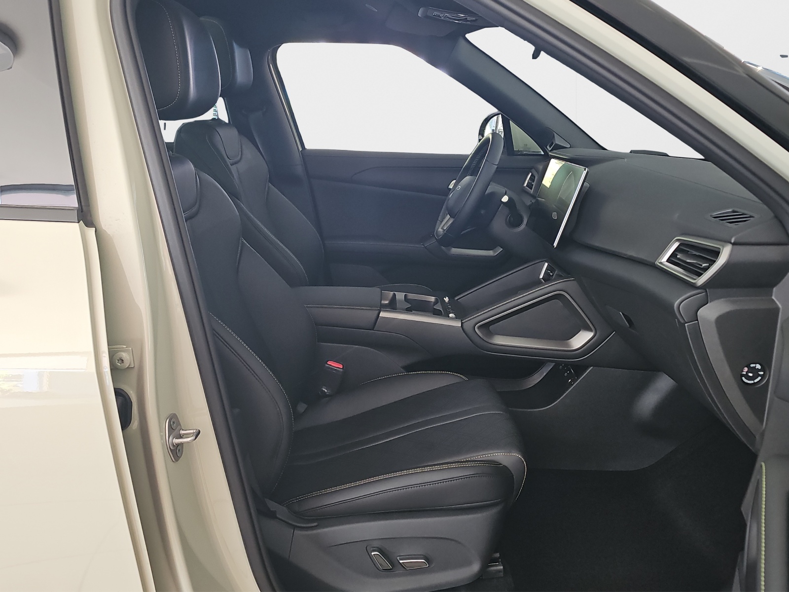 BYD Atto2 64 kWh Comfort-image-12