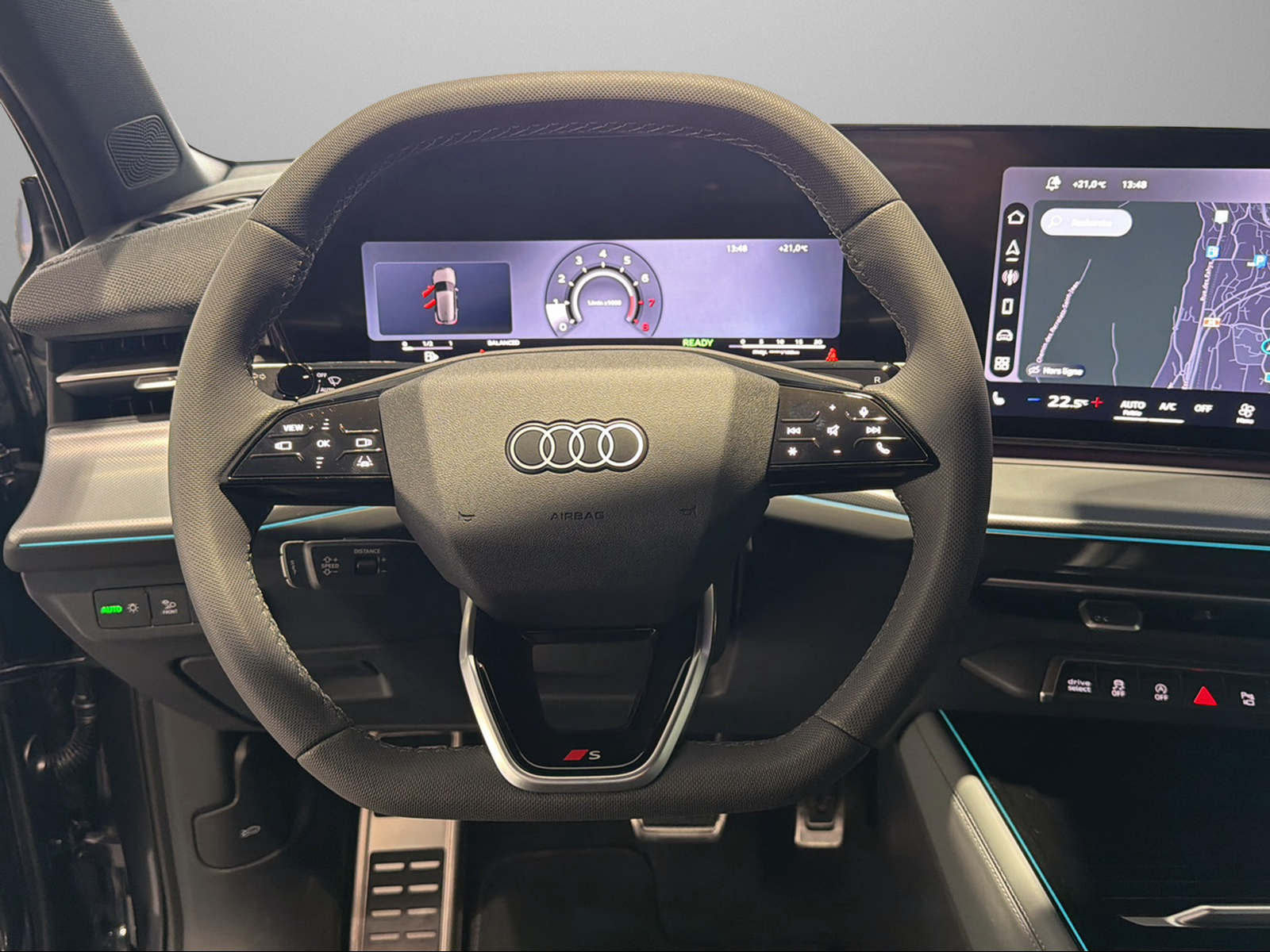 AUDI Q3 SUV 110 kW TFSI S tronic-image-7