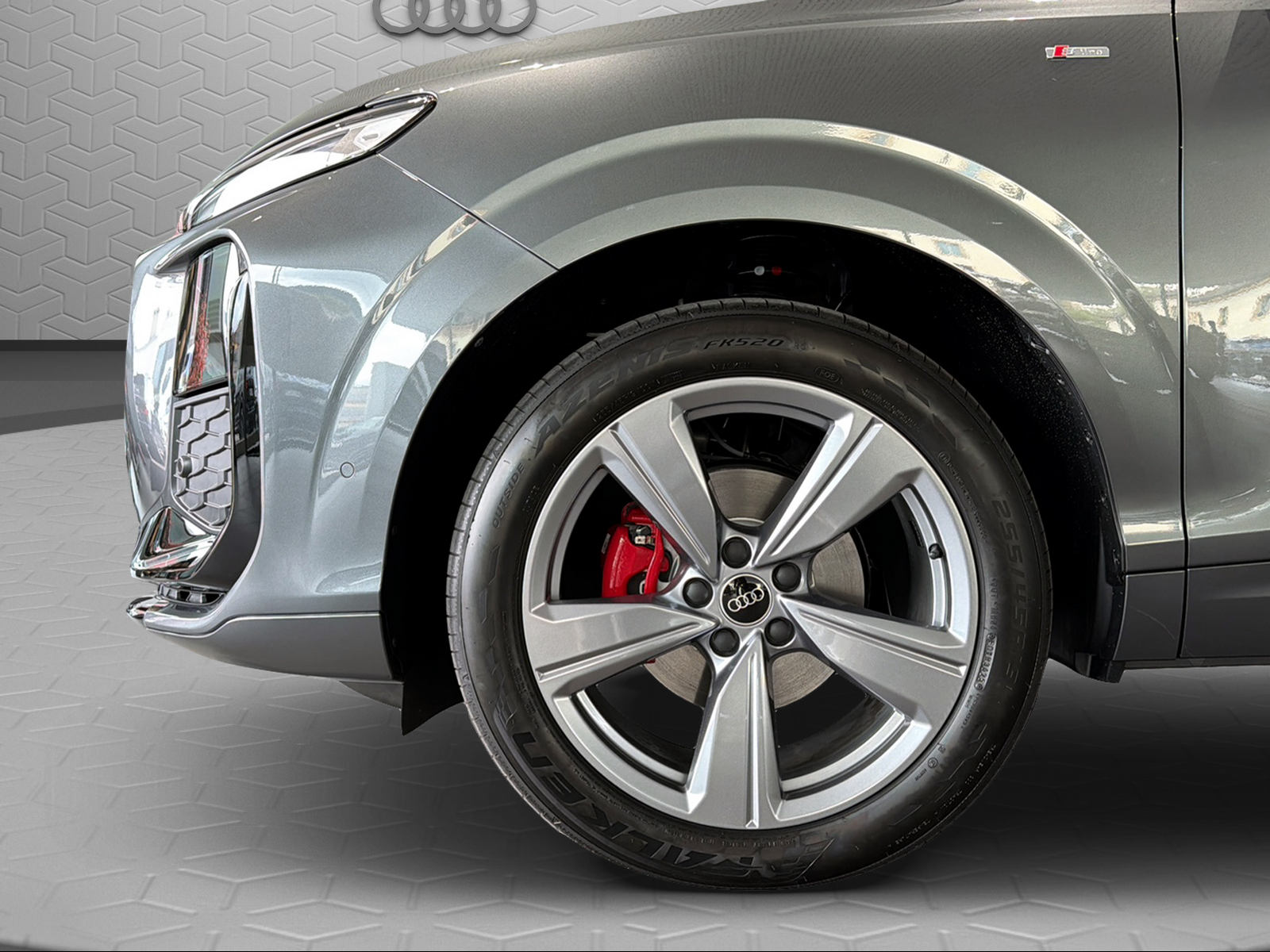 AUDI Q3 SUV 110 kW TFSI S tronic-image-5