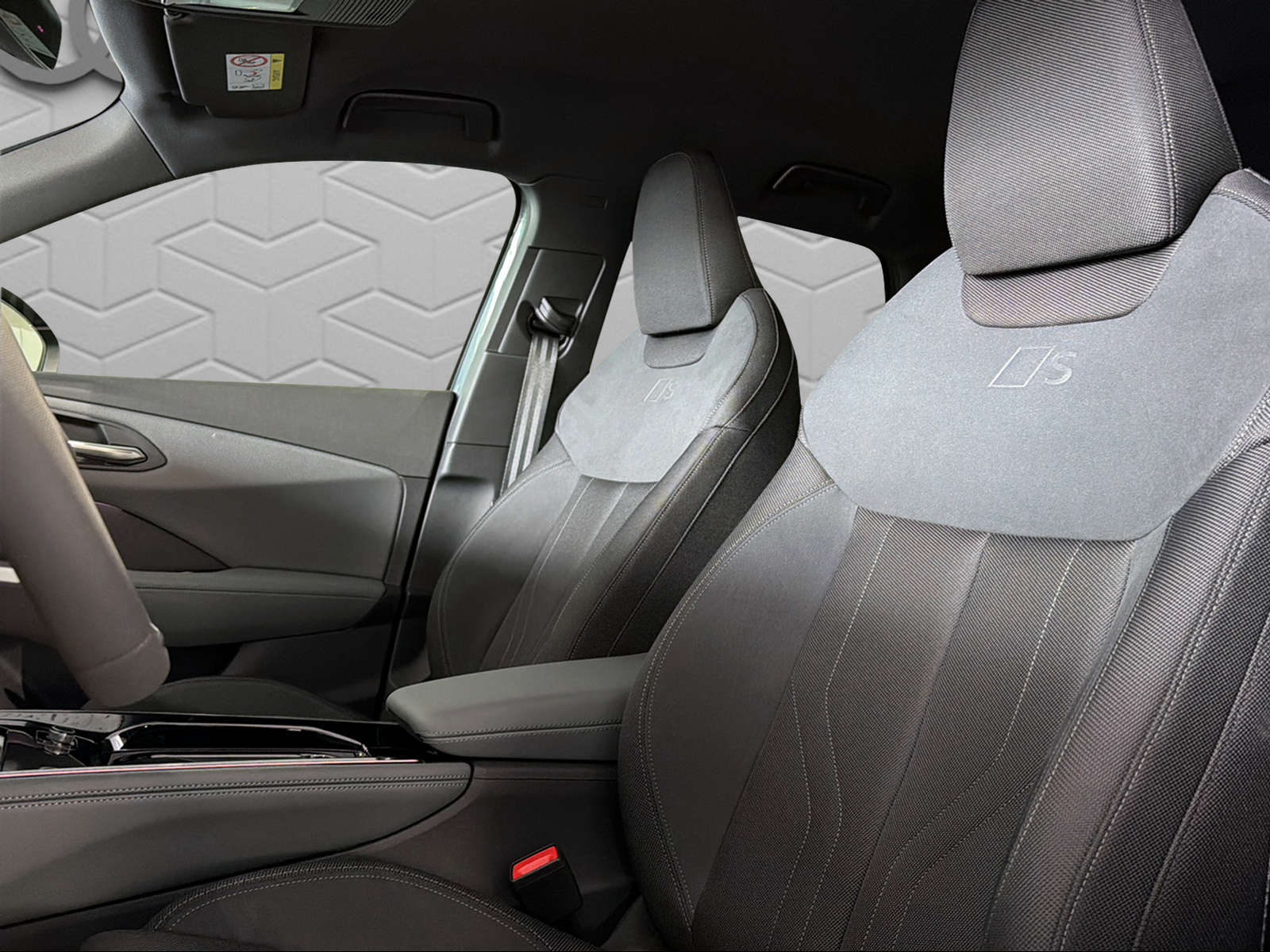 AUDI Q3 SUV 110 kW TFSI S tronic-image-6