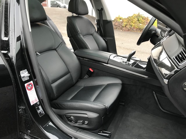 BMW 750i xDrive-image-11