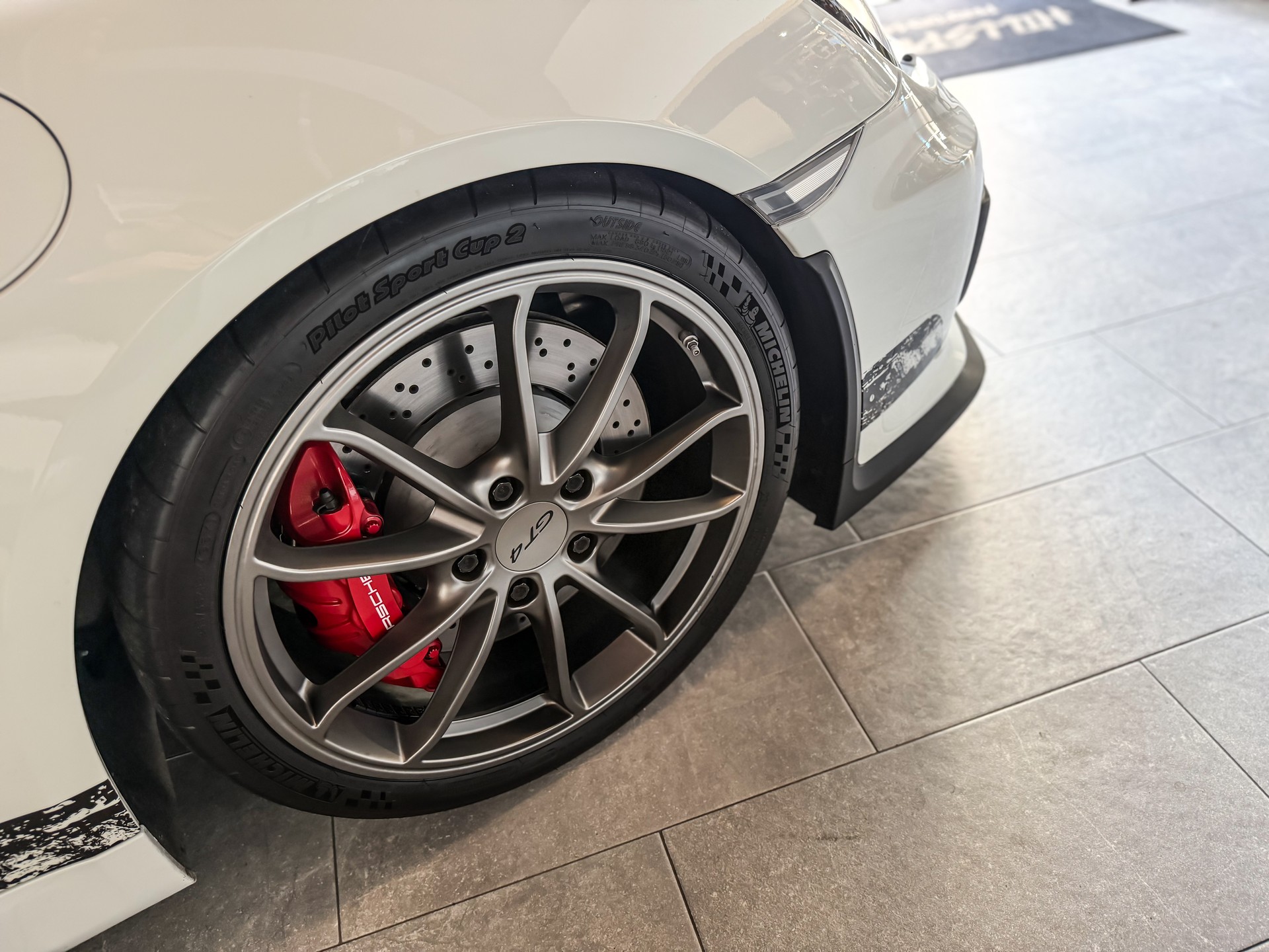 PORSCHE Cayman GT4 * Porsche Approved 04.2027-image-3