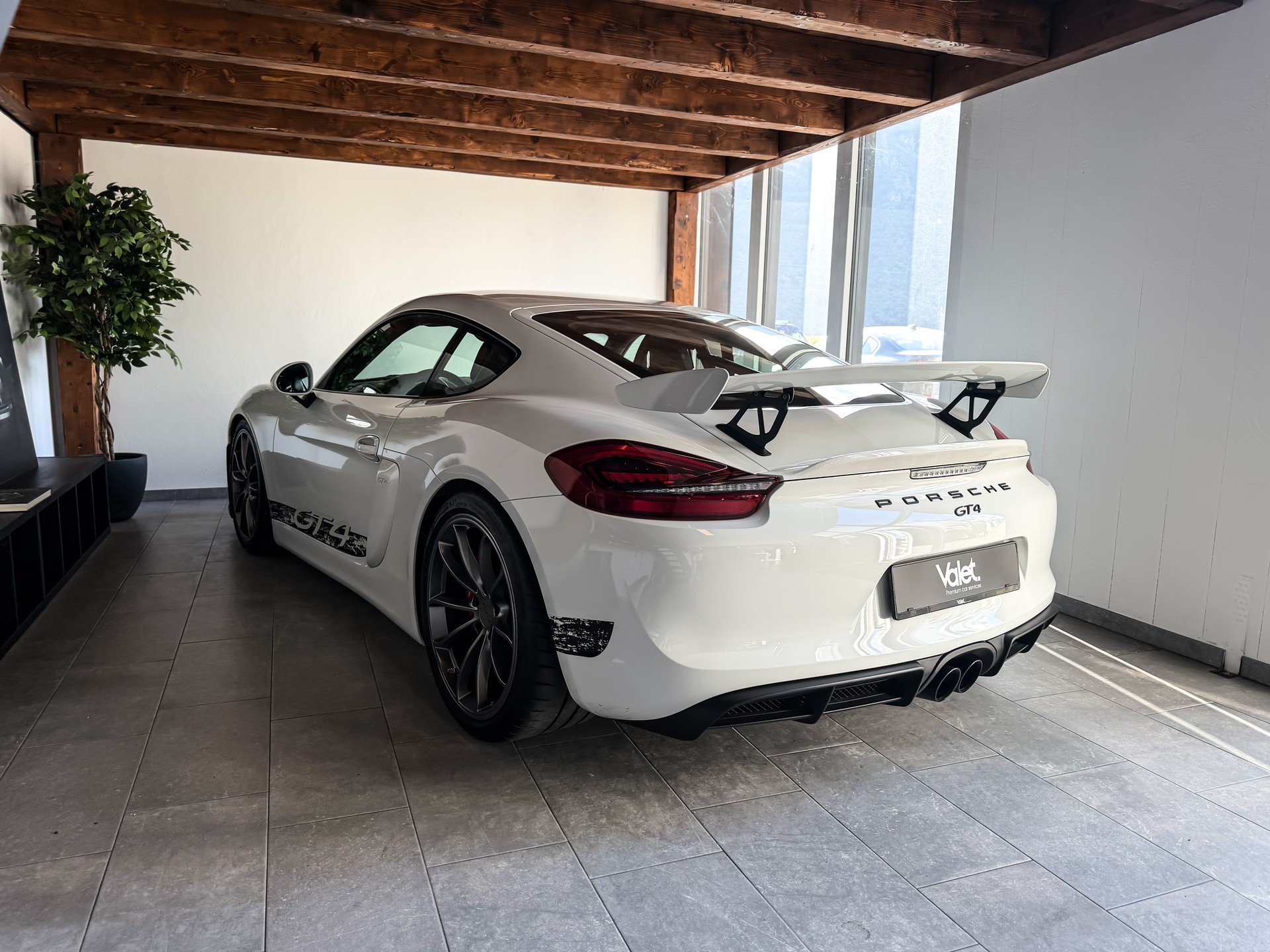 PORSCHE Cayman GT4 * Porsche Approved 04.2027-image-5