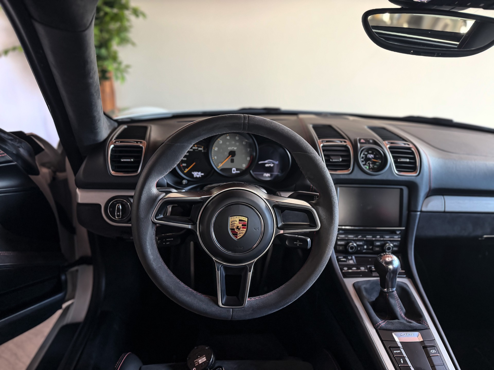 PORSCHE Cayman GT4 * Porsche Approved 04.2027-image-10
