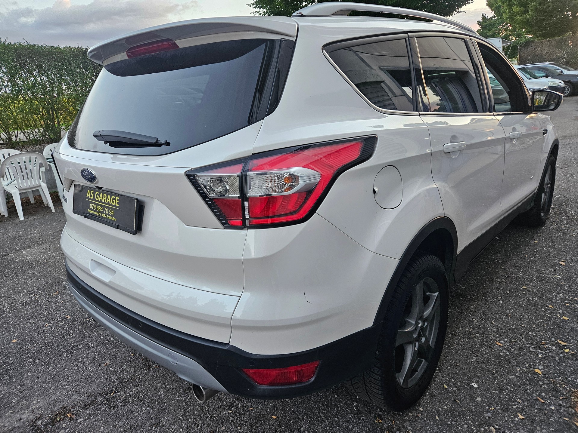FORD Kuga 2.0 TDCi Titanium 4WD PowerShift-image-3
