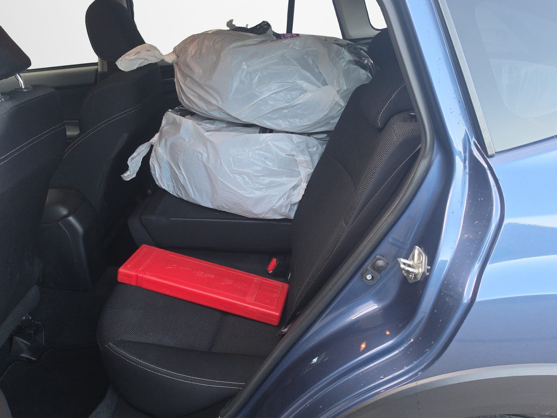 SUBARU XV 2.0 Swiss Two AWD CVT-image-10