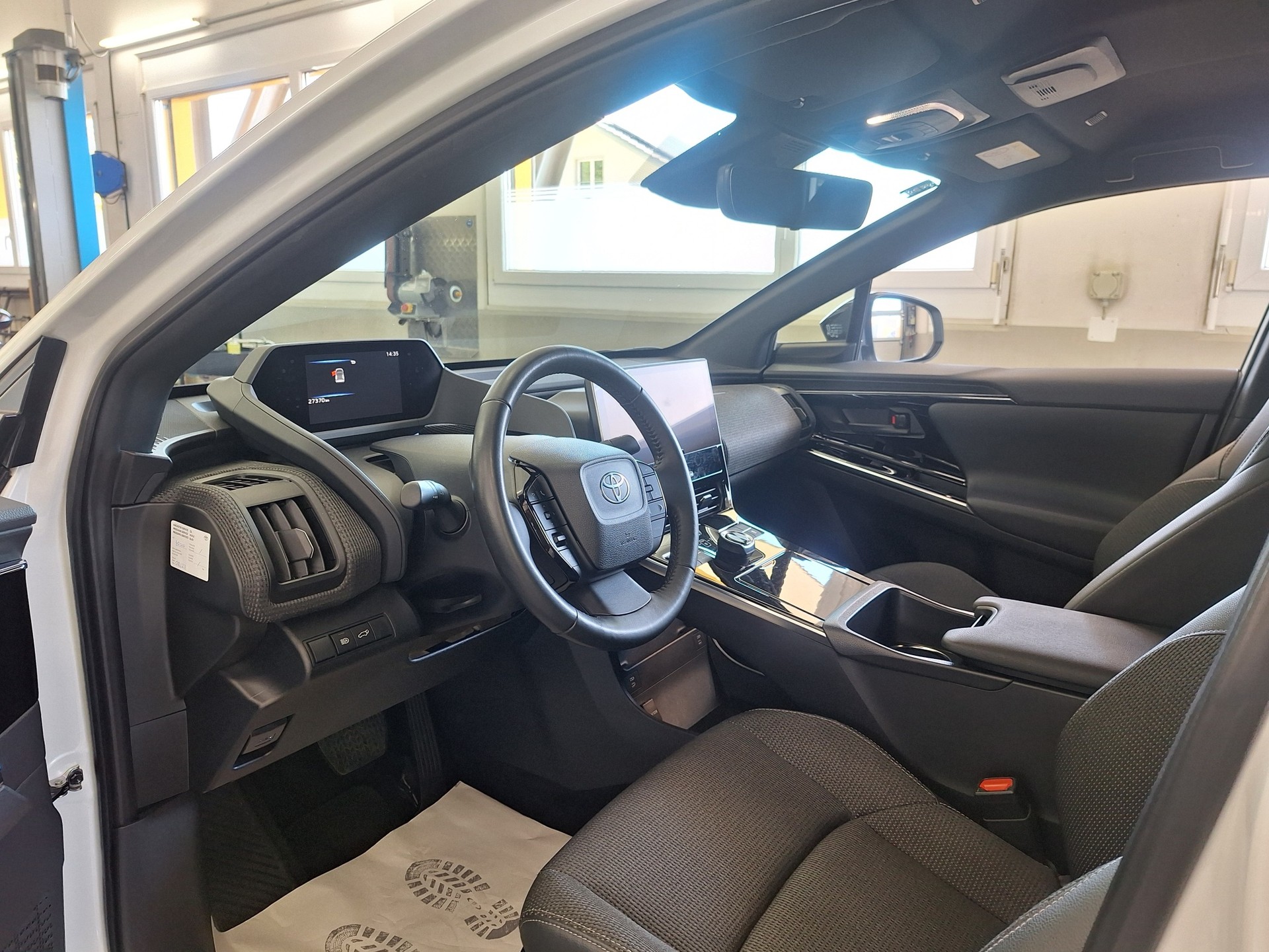 TOYOTA bZ4X Style 71,4 kWh 2WD⚡CH-Auslieferung mit fortlaufender Herstellergarantie / Bis 504KM Reichweite⚡-image-6