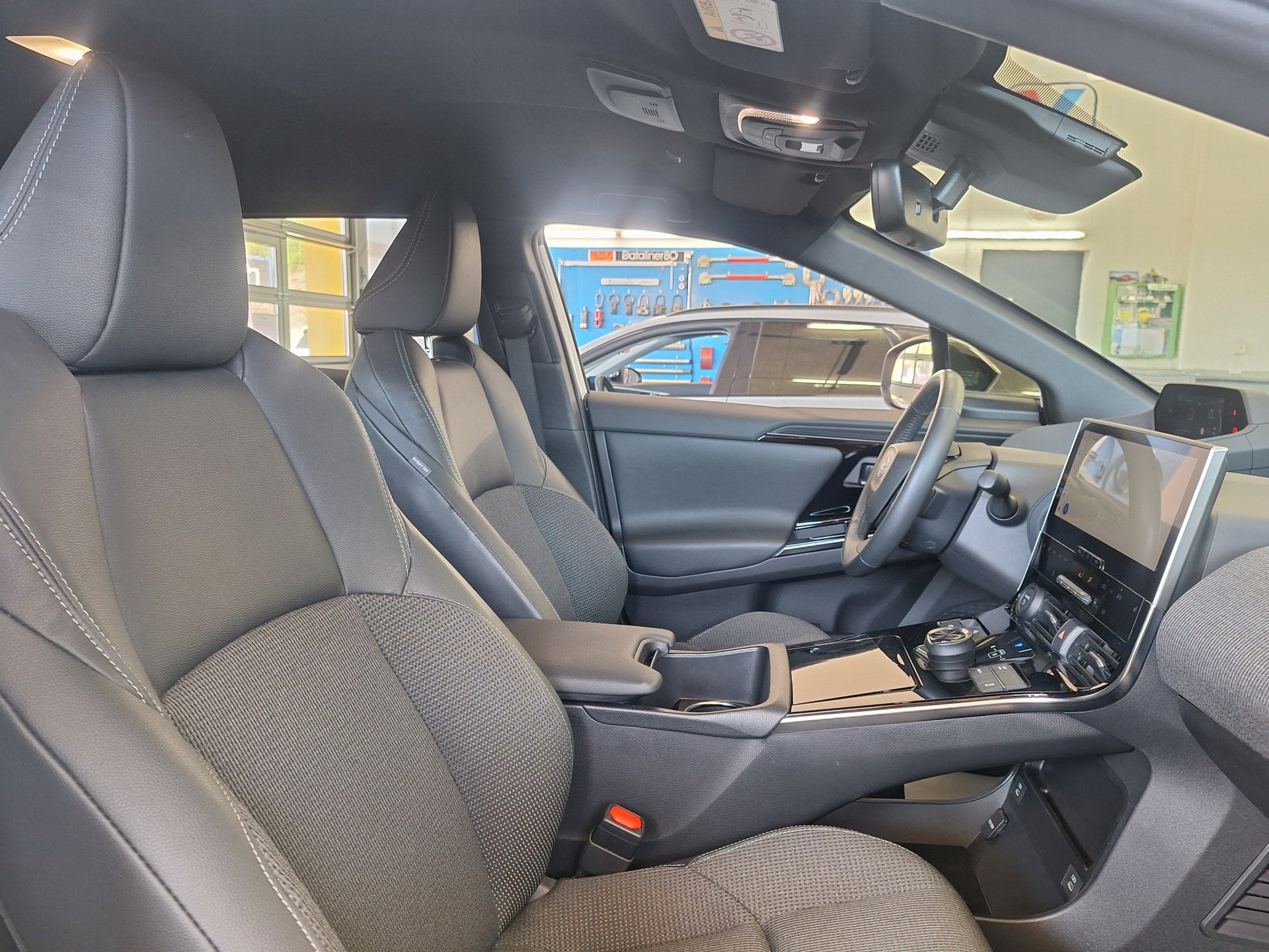 TOYOTA bZ4X Style 71,4 kWh 2WD⚡CH-Auslieferung mit fortlaufender Herstellergarantie / Bis 504KM Reichweite⚡-image-15
