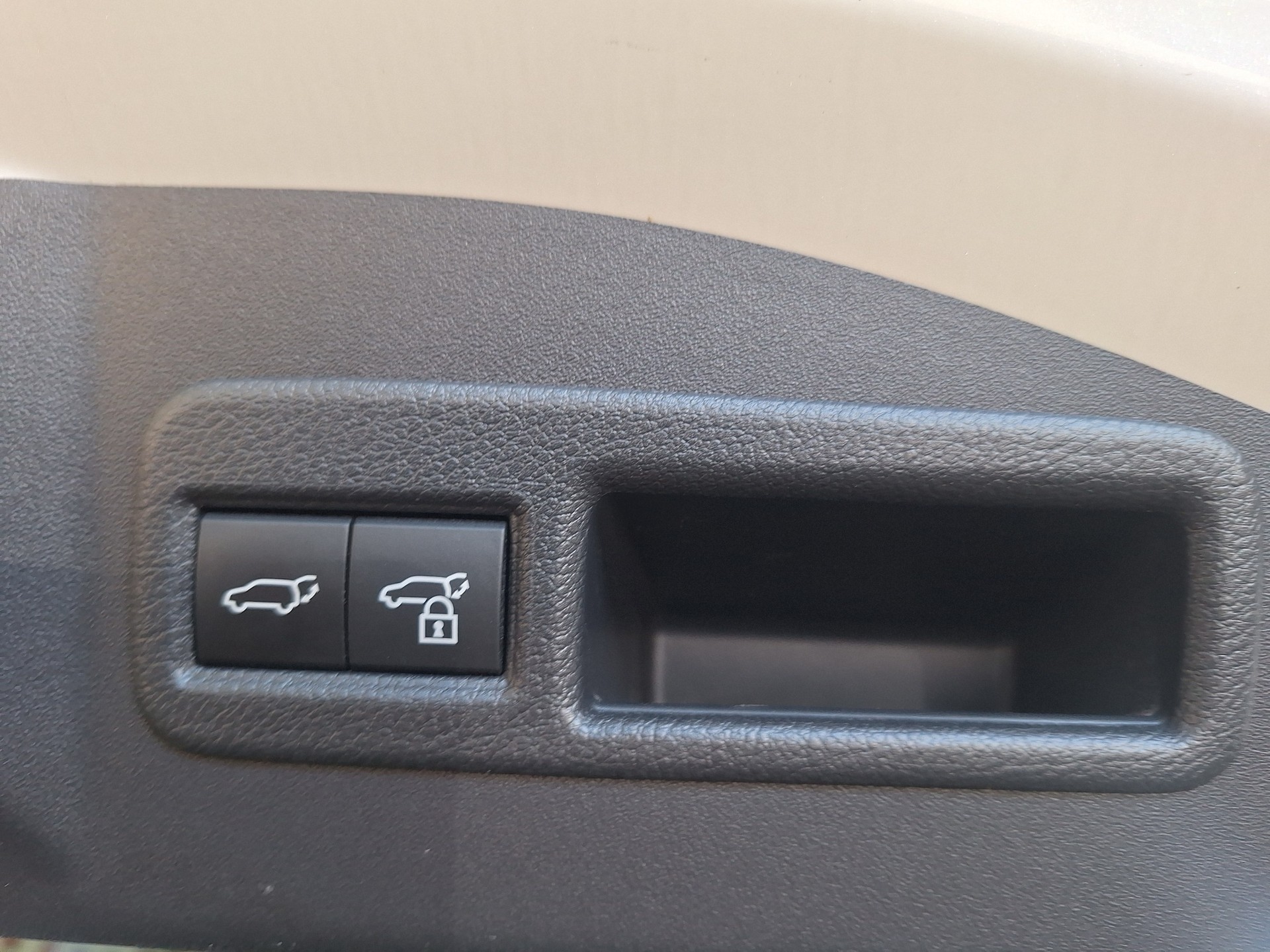 TOYOTA bZ4X Style 71,4 kWh 2WD⚡CH-Auslieferung mit fortlaufender Herstellergarantie / Bis 504KM Reichweite⚡-image-18